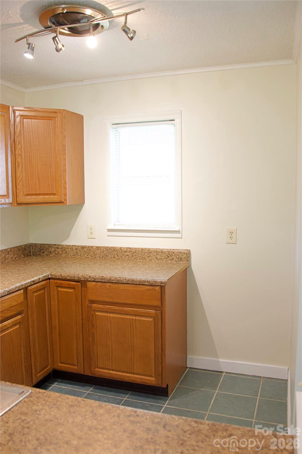1610 Eagles Place #J-204 — Rock Hill