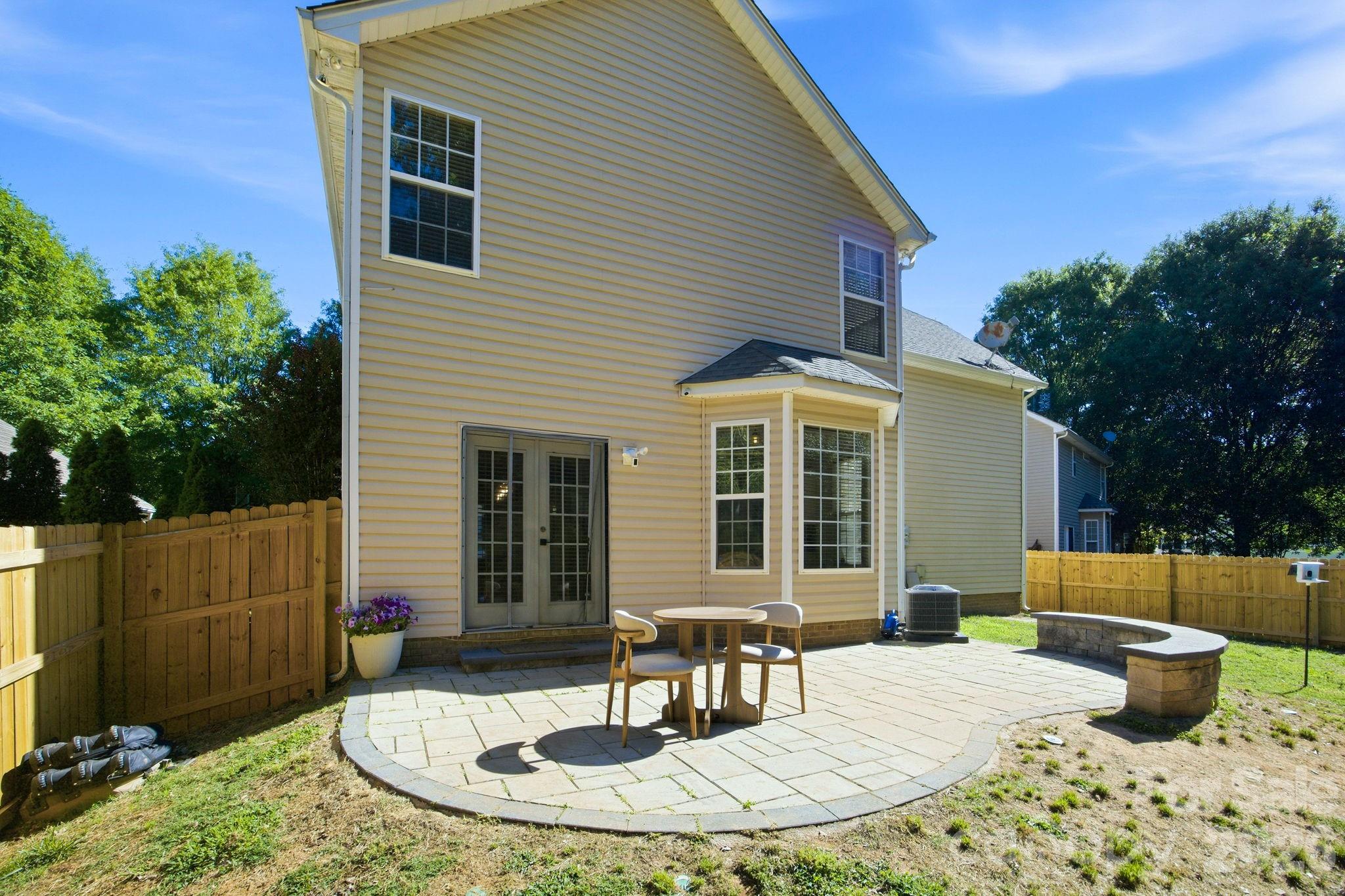 12928 Windy Lea Lane — Huntersville