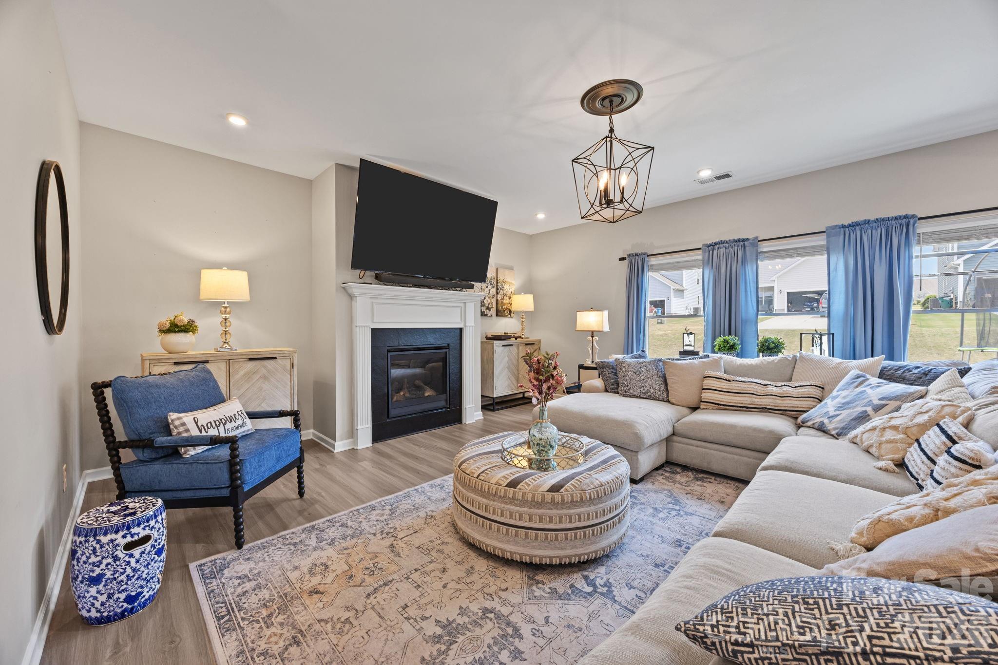 526 Ardsley Drive — Locust