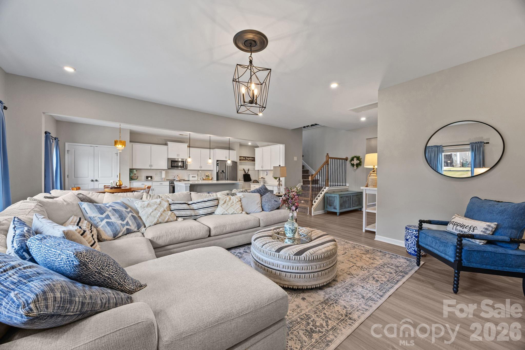526 Ardsley Drive — Locust