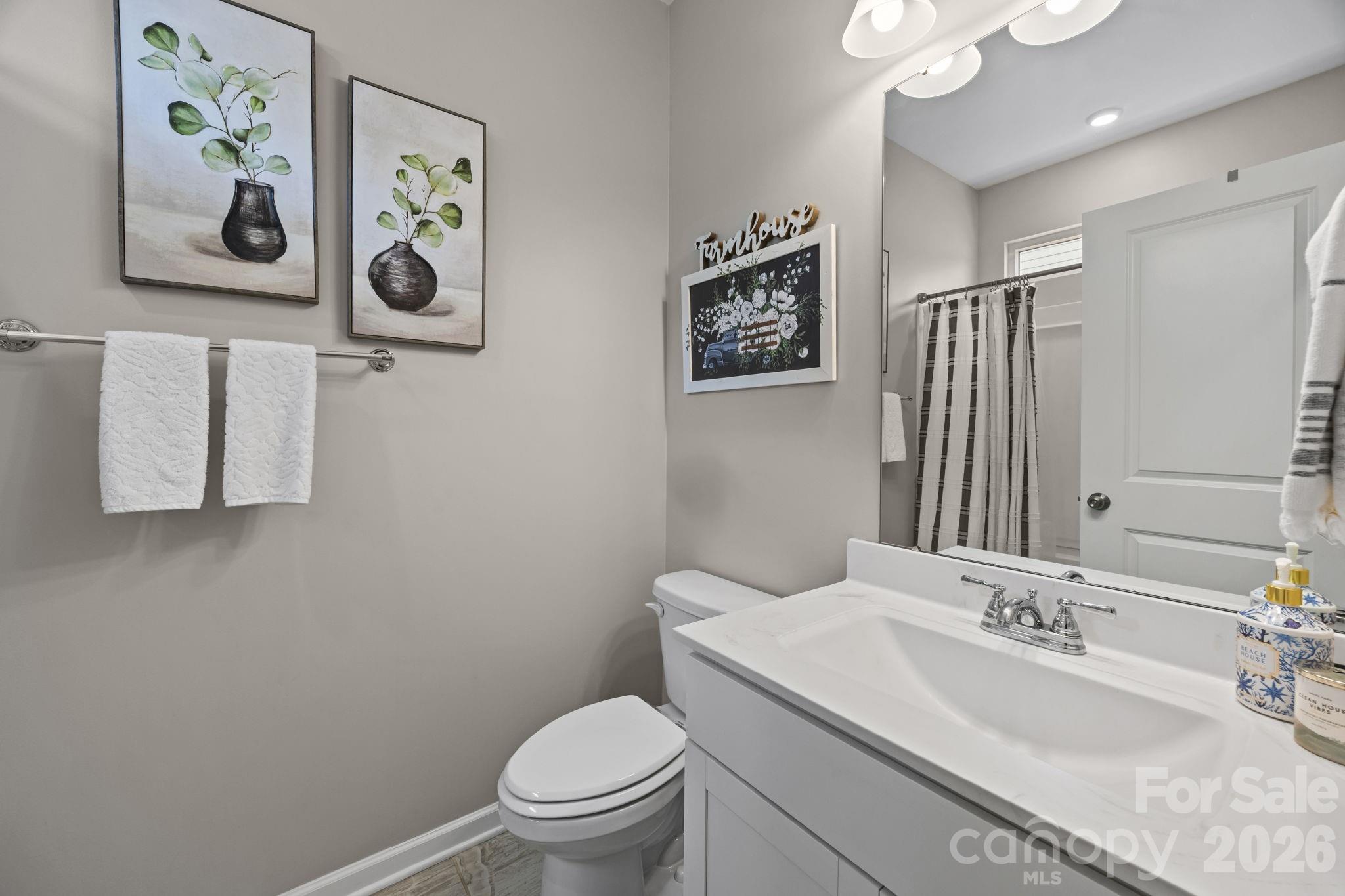 526 Ardsley Drive — Locust