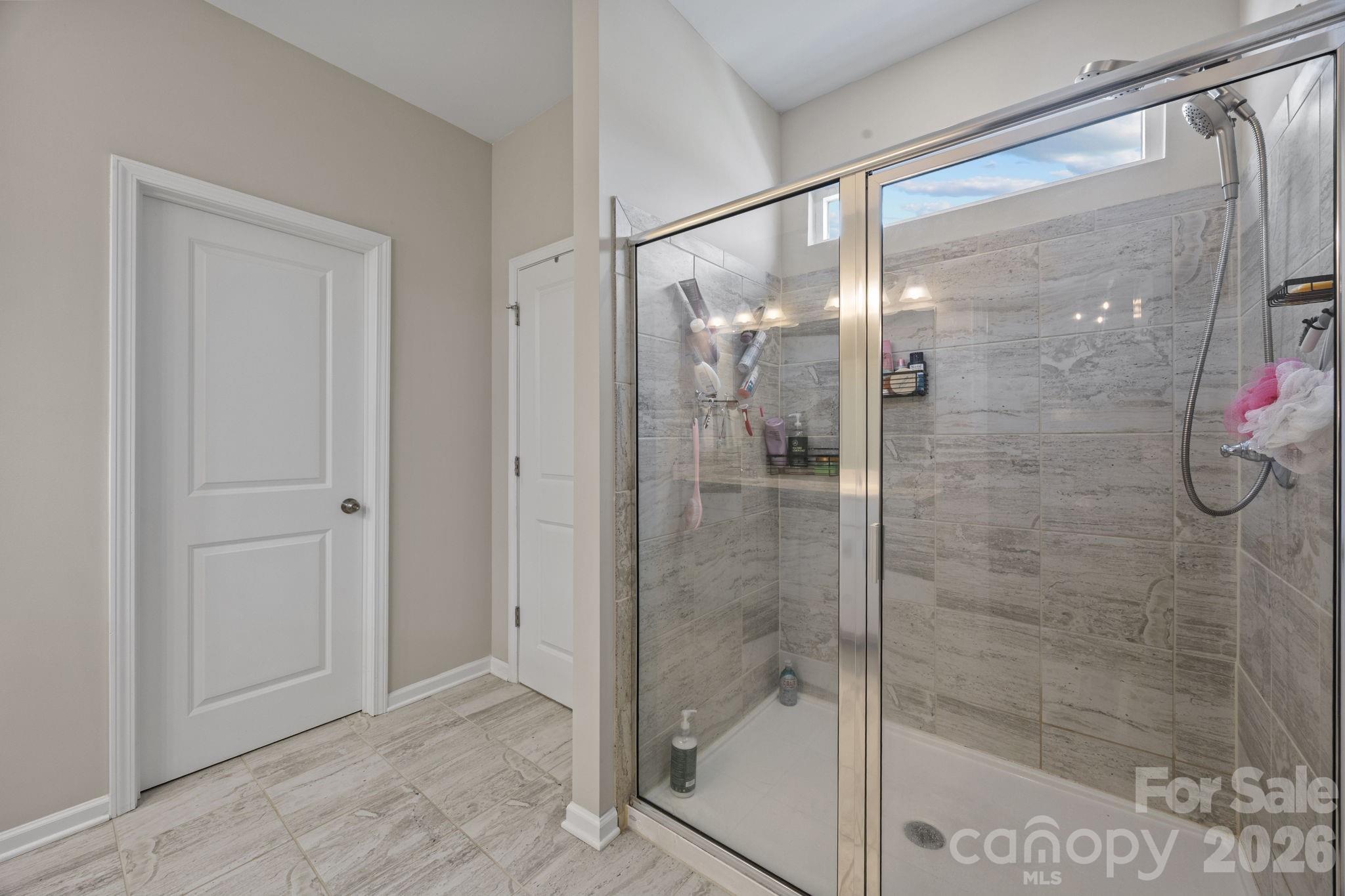 526 Ardsley Drive — Locust