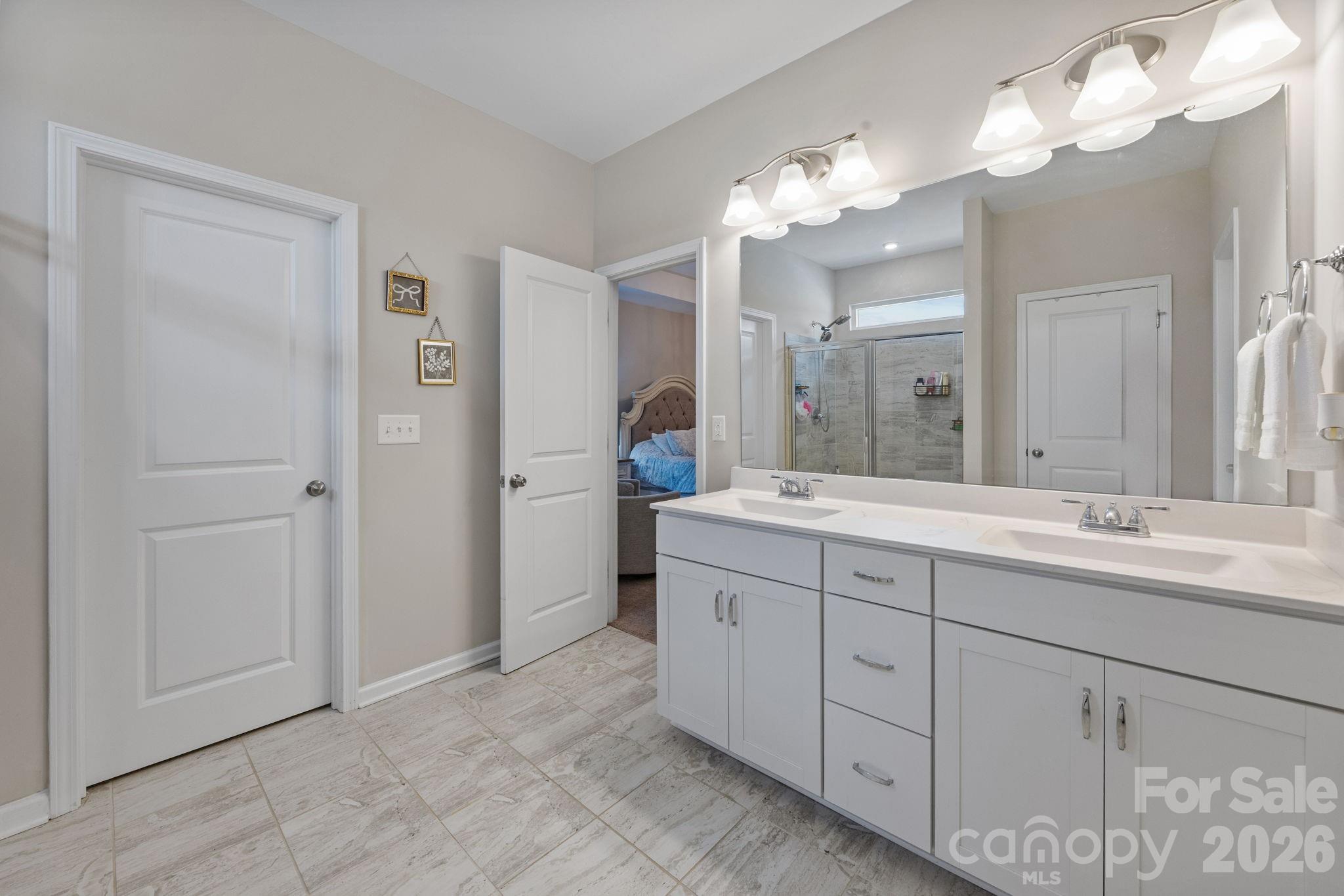 526 Ardsley Drive — Locust