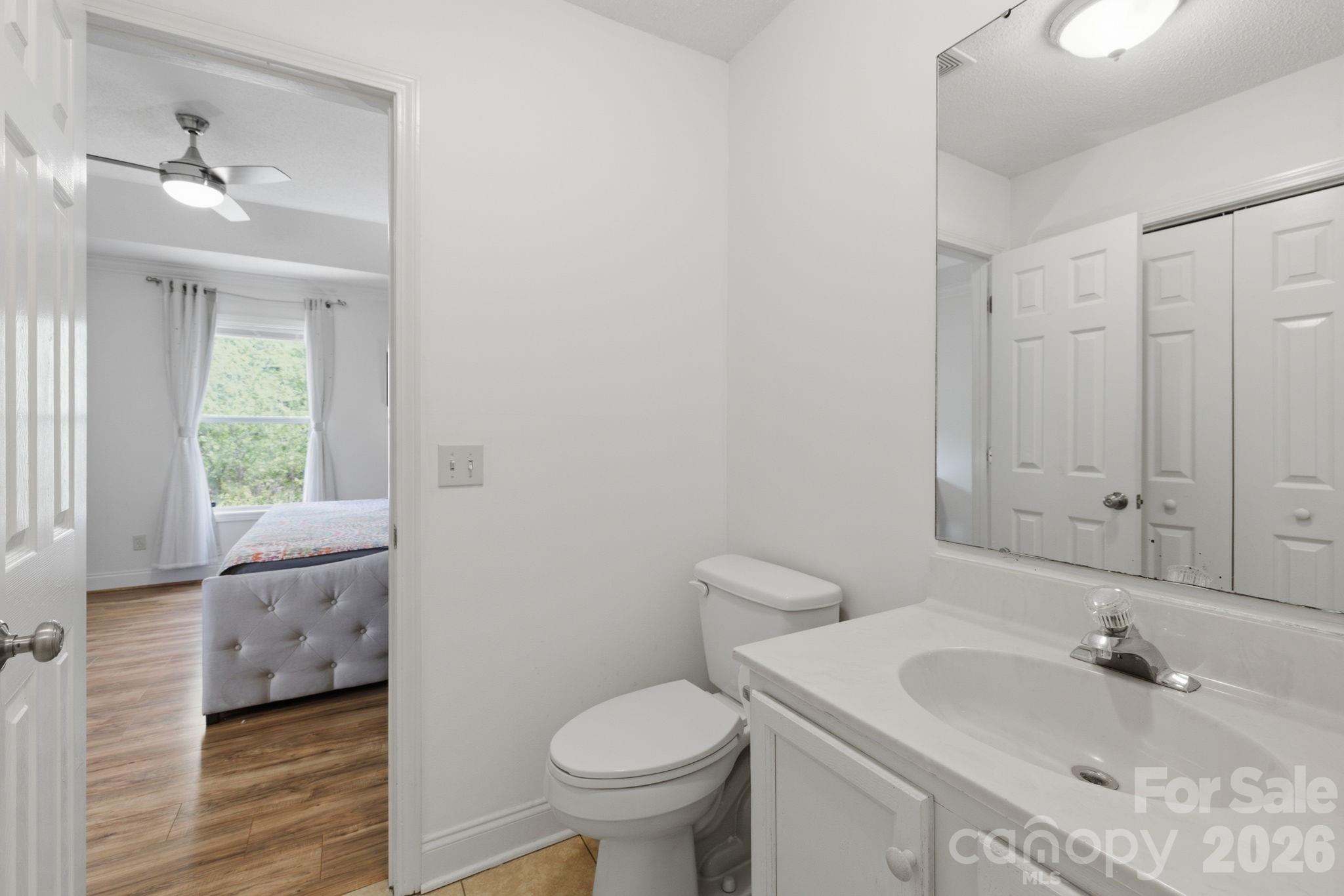 77 Lees Creek Road — Asheville