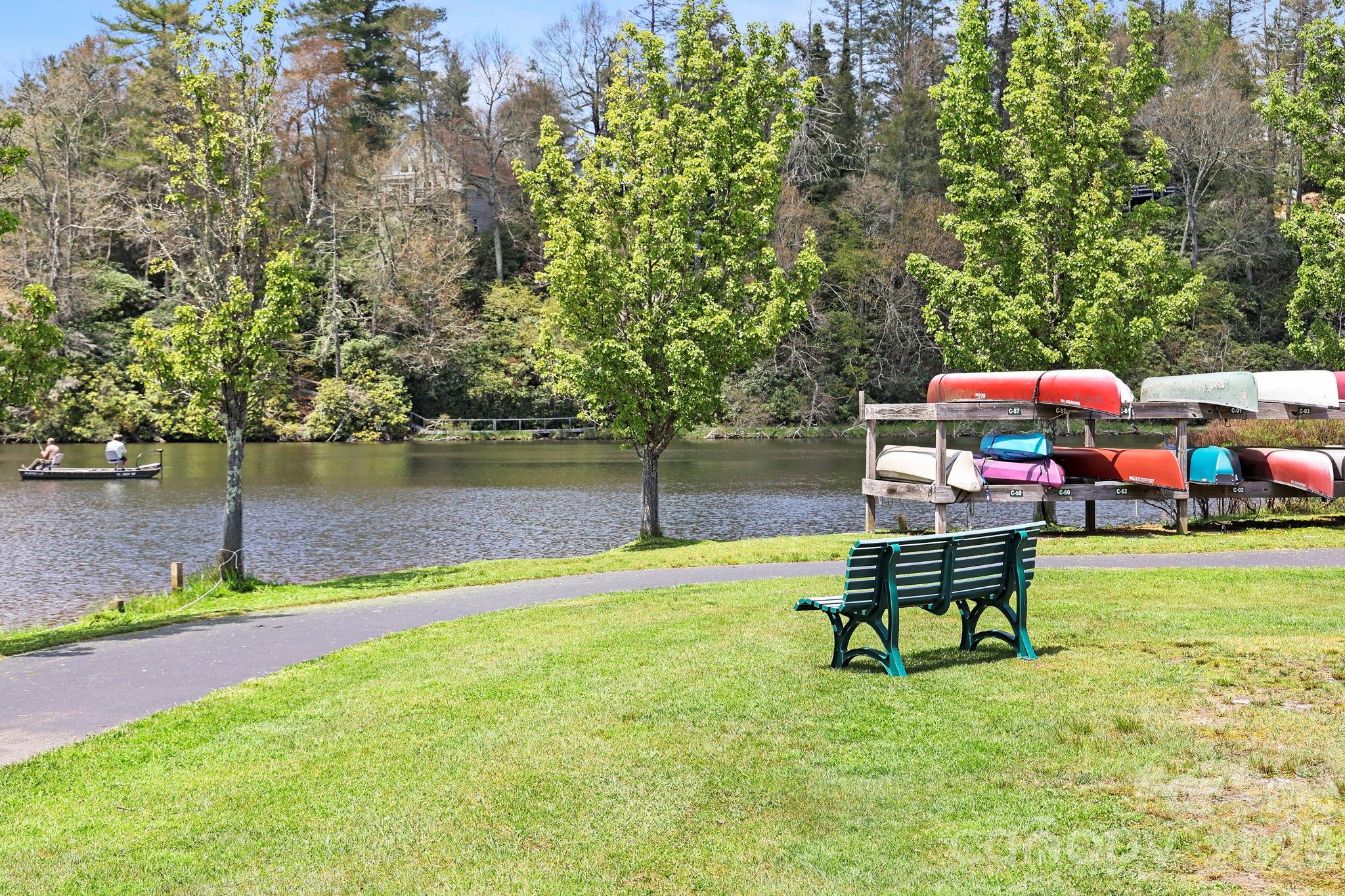 143 Snowshoe Loop — Newland
