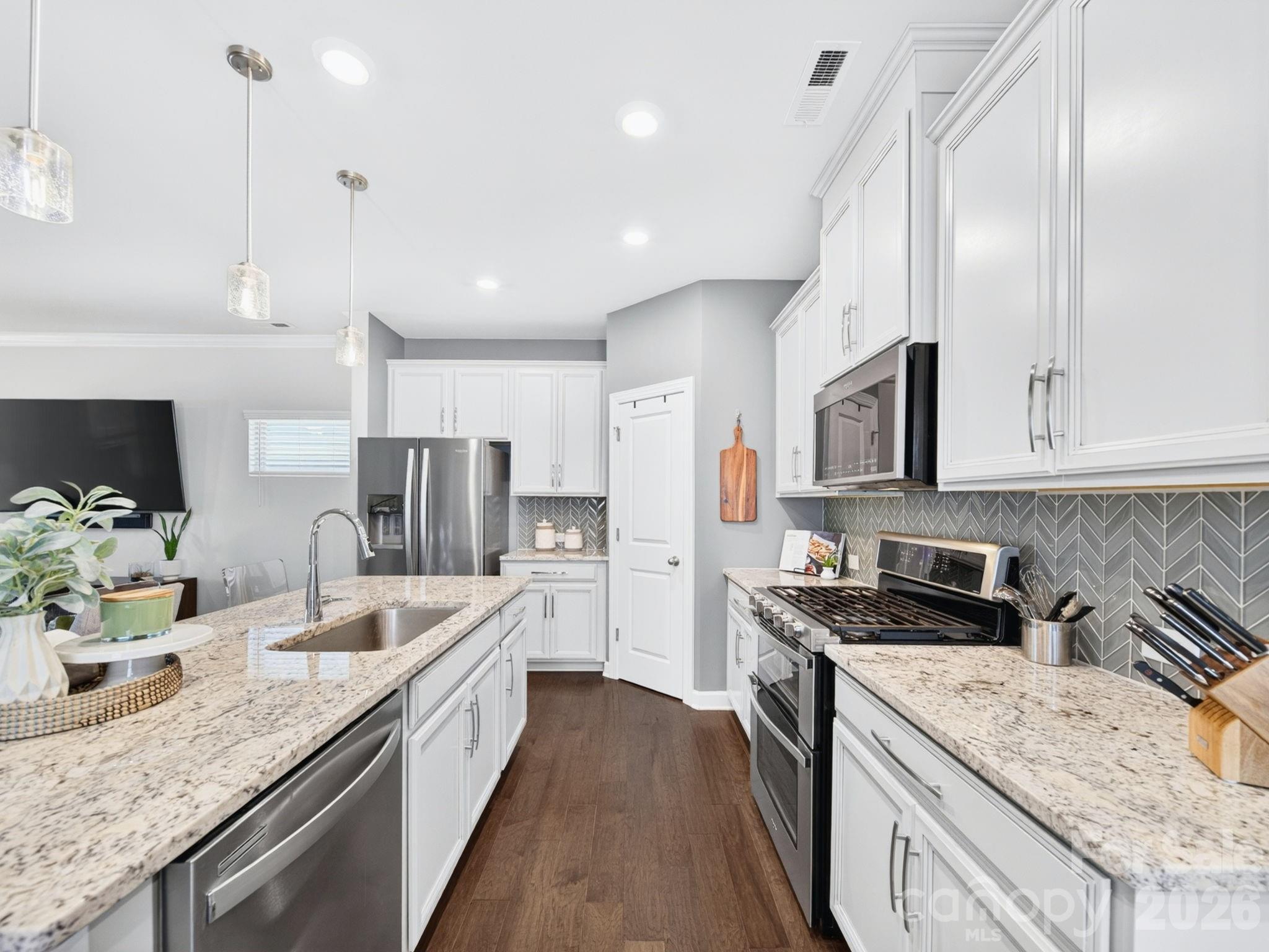 11721 Mesquite Road — Huntersville