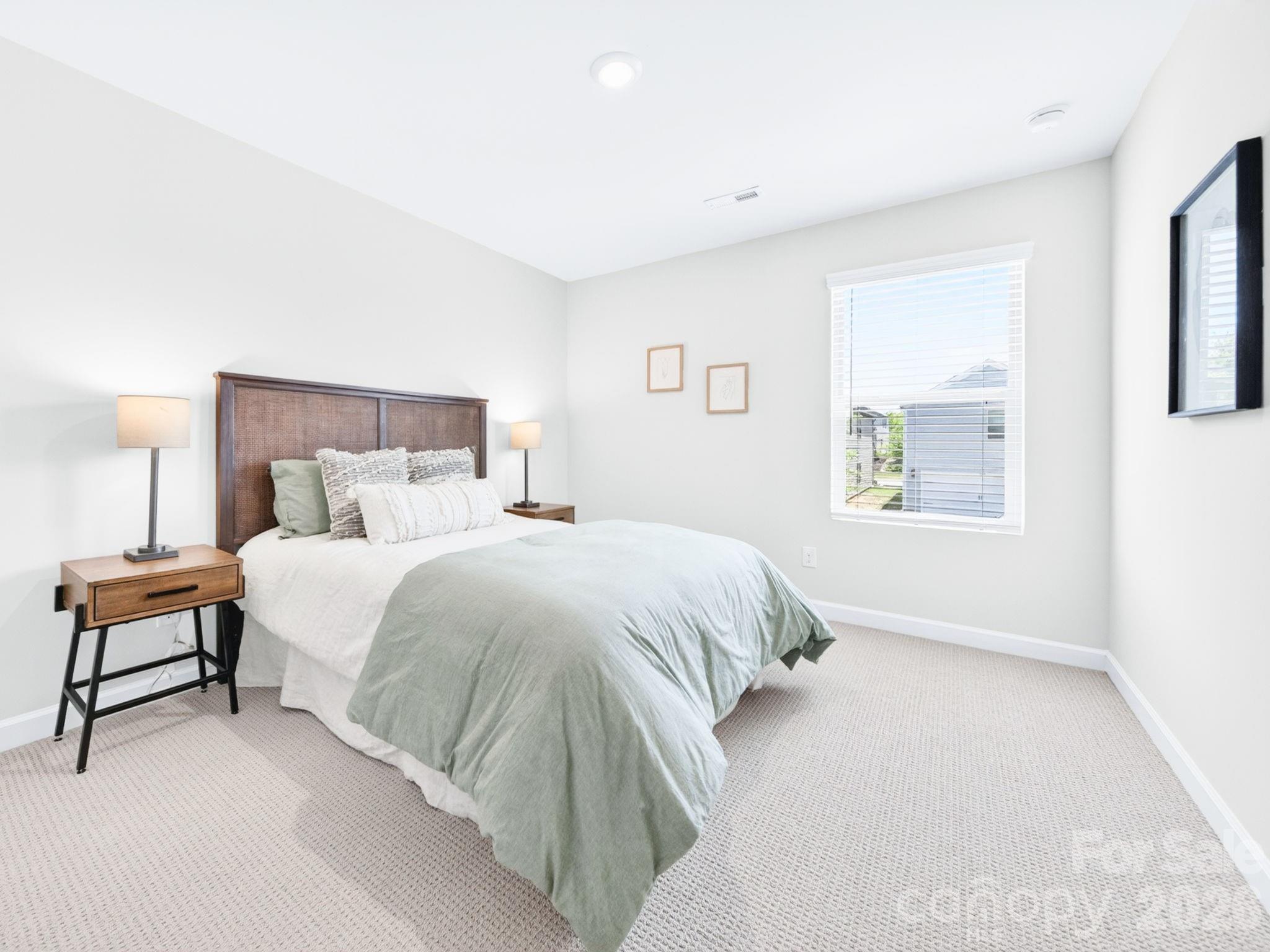 11721 Mesquite Road — Huntersville