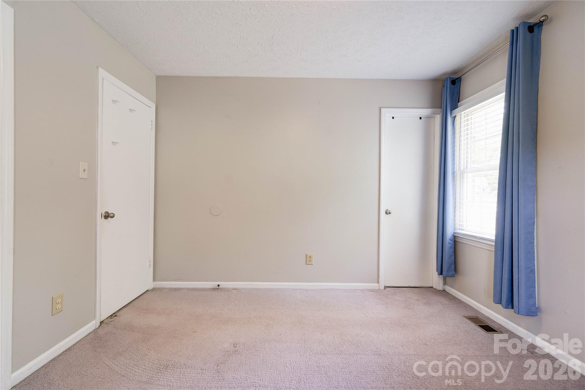 111 Harbor Point Drive — Cherryville