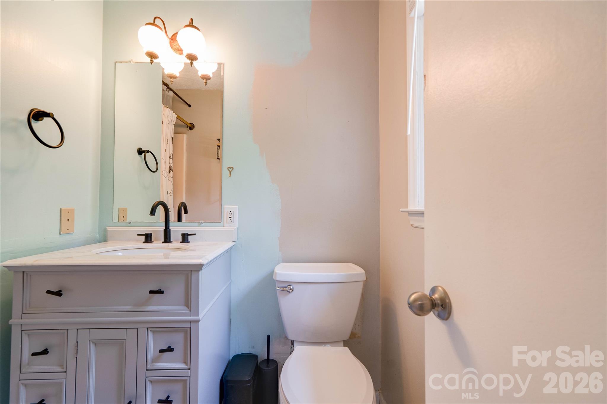 111 Harbor Point Drive — Cherryville