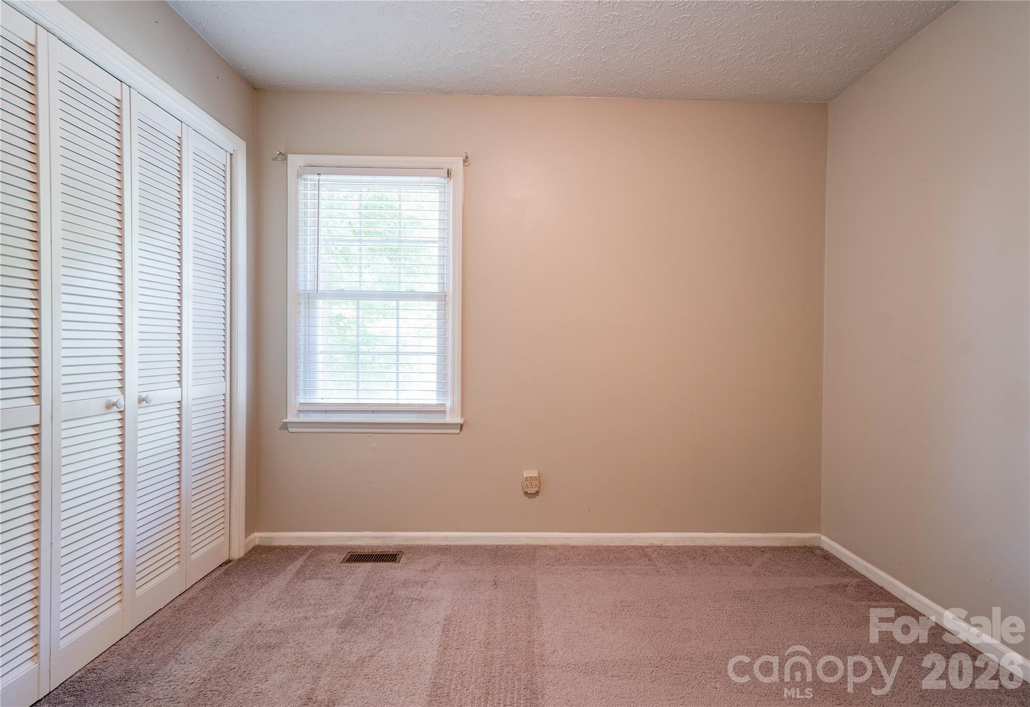 111 Harbor Point Drive — Cherryville