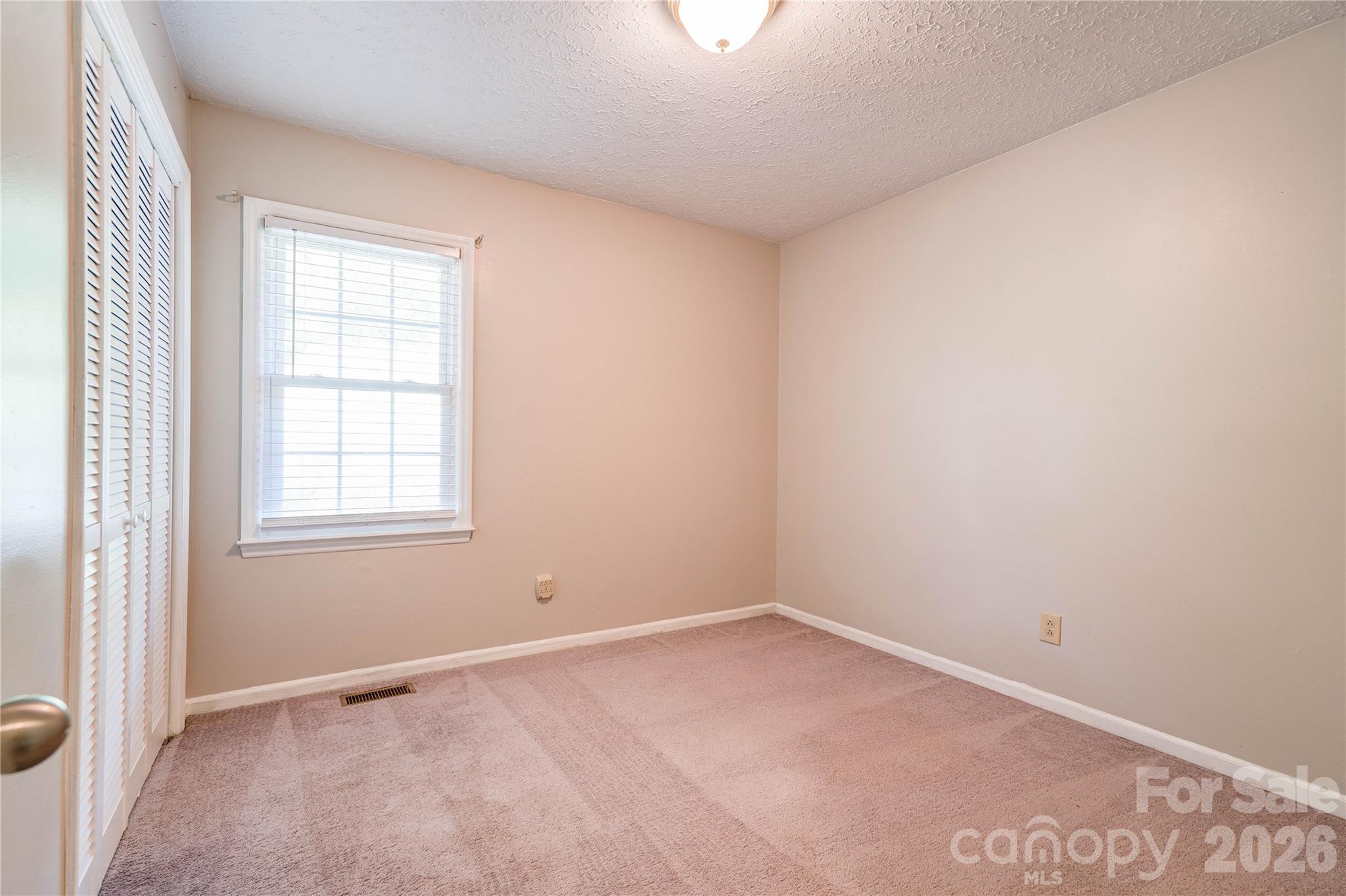 111 Harbor Point Drive — Cherryville