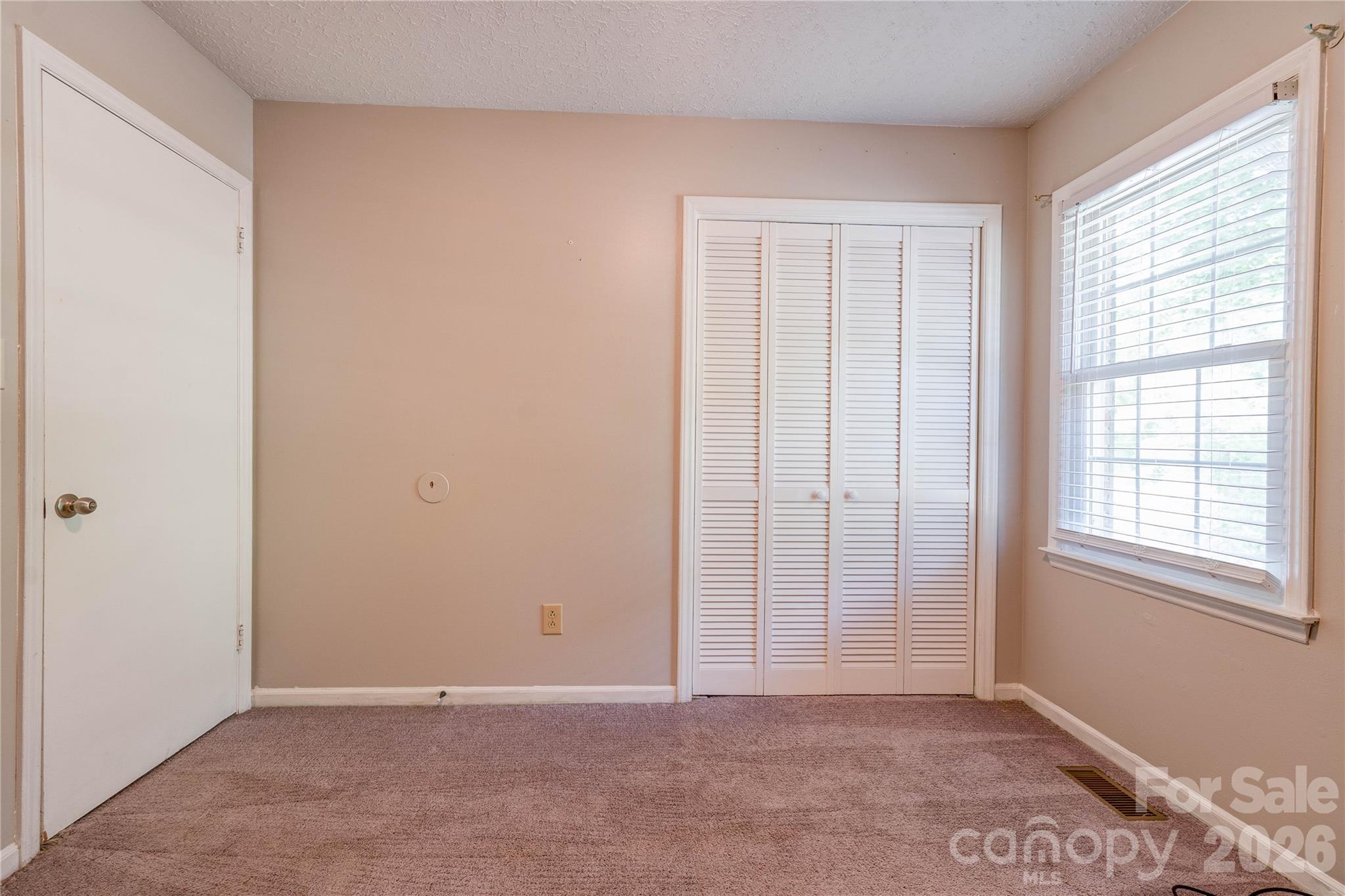 111 Harbor Point Drive — Cherryville