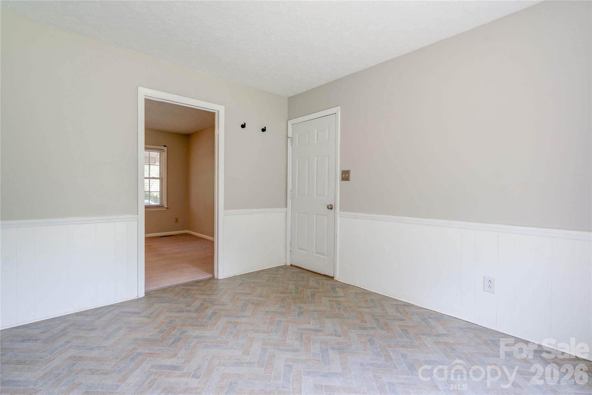 111 Harbor Point Drive — Cherryville