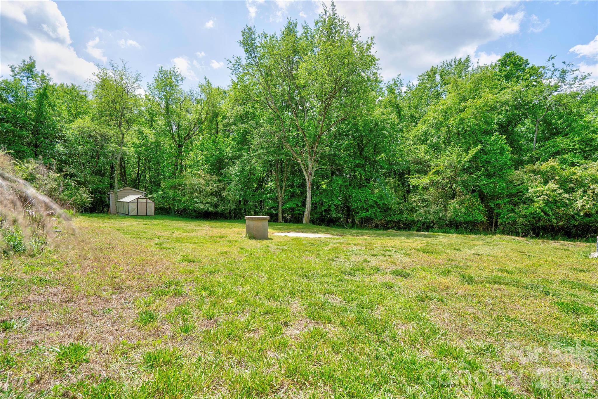 111 Harbor Point Drive — Cherryville