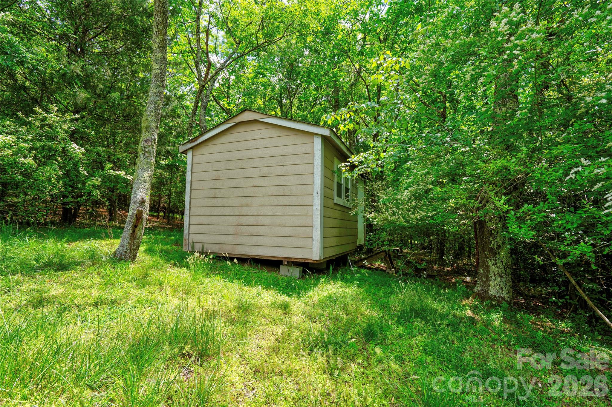 111 Harbor Point Drive — Cherryville
