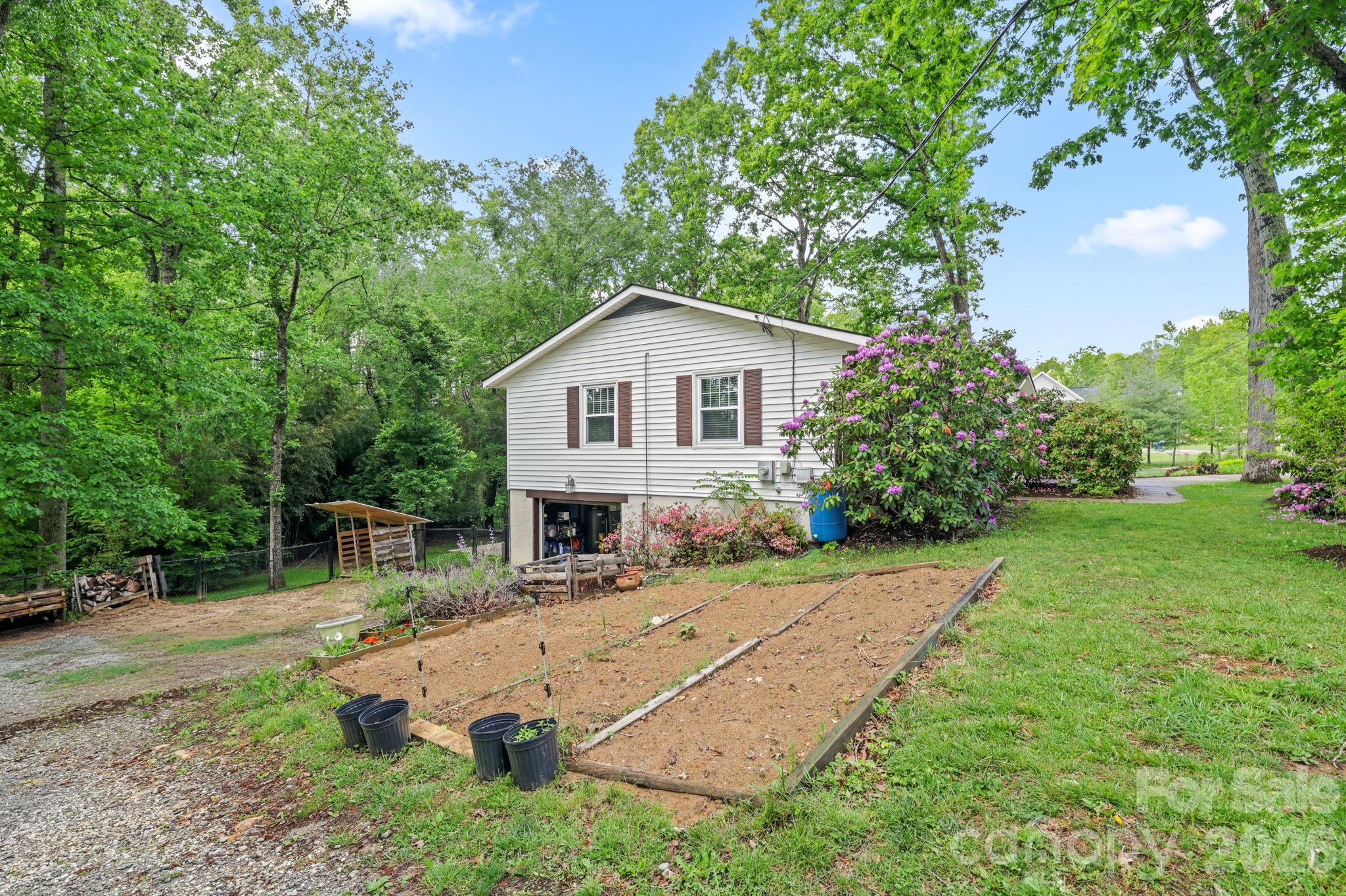 98 Pensacola Avenue — Arden