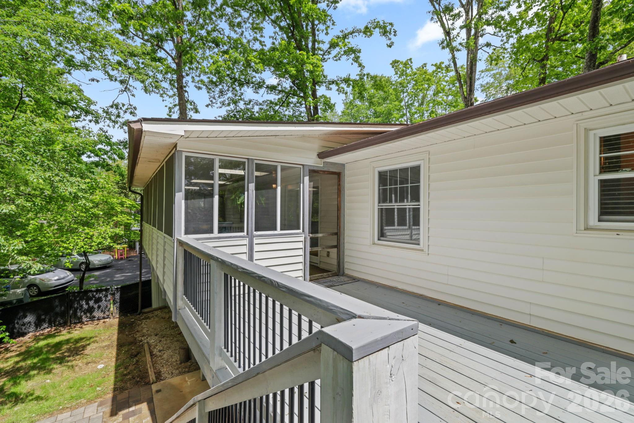 98 Pensacola Avenue — Arden