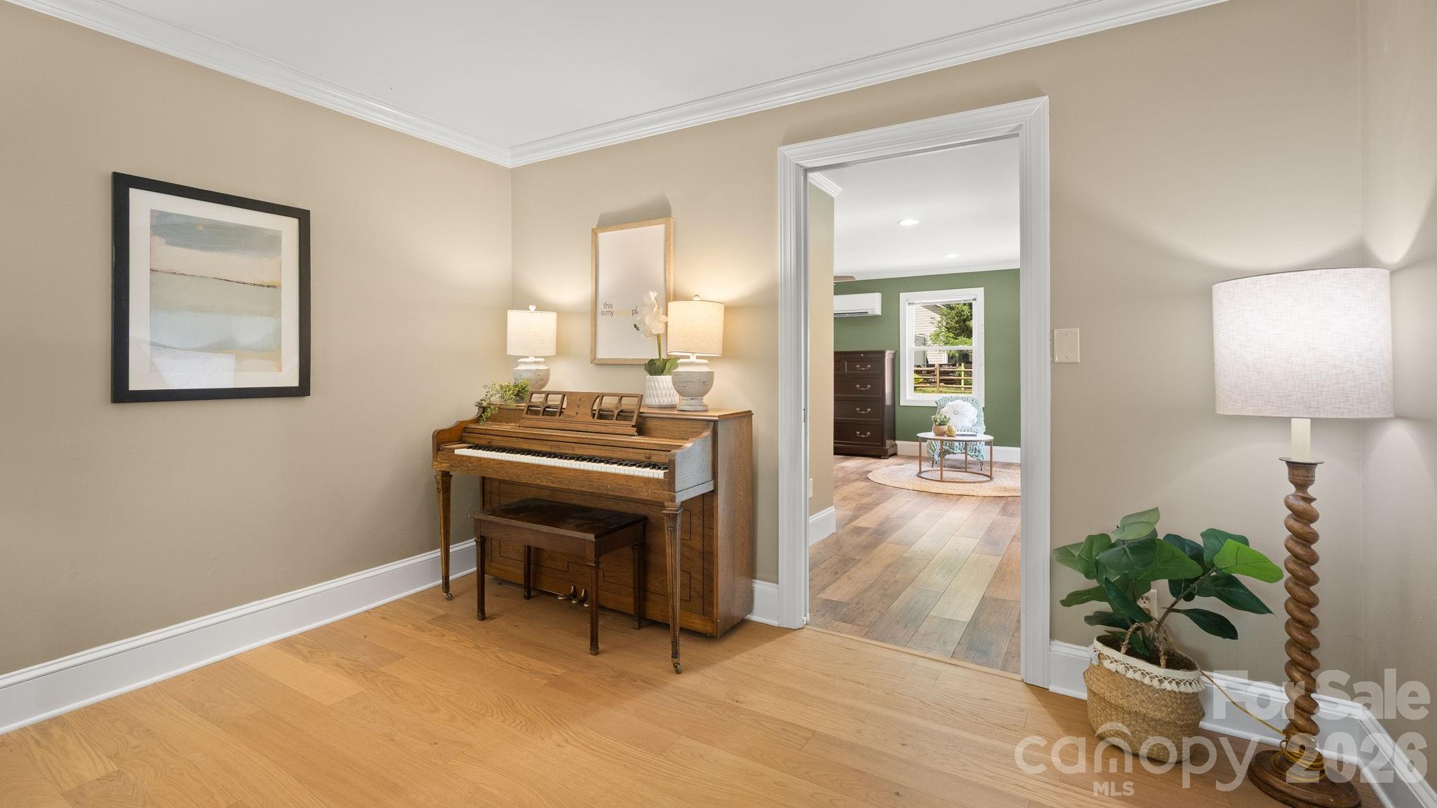 8809 Fairview Road — Mint Hill