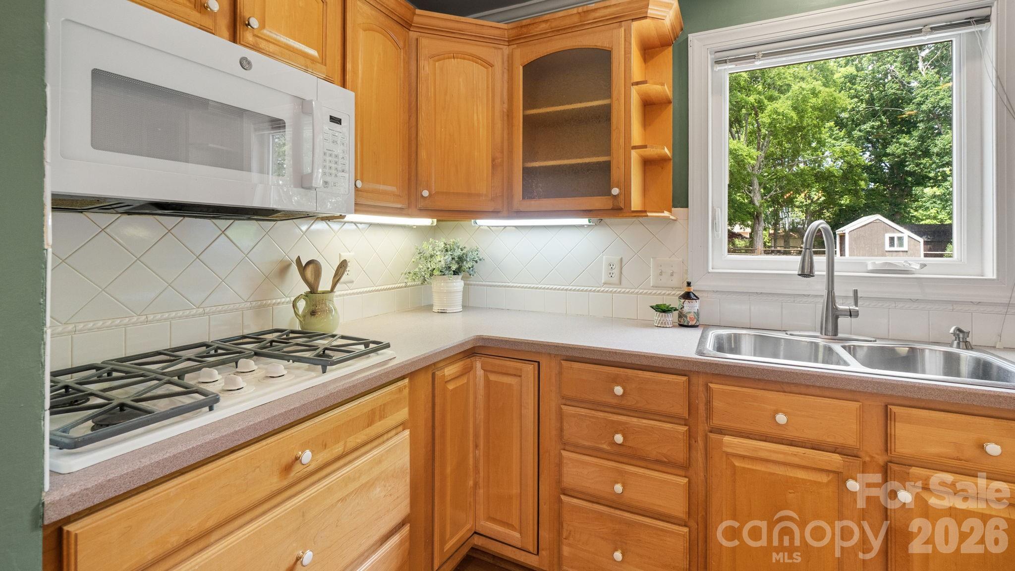 8809 Fairview Road — Mint Hill