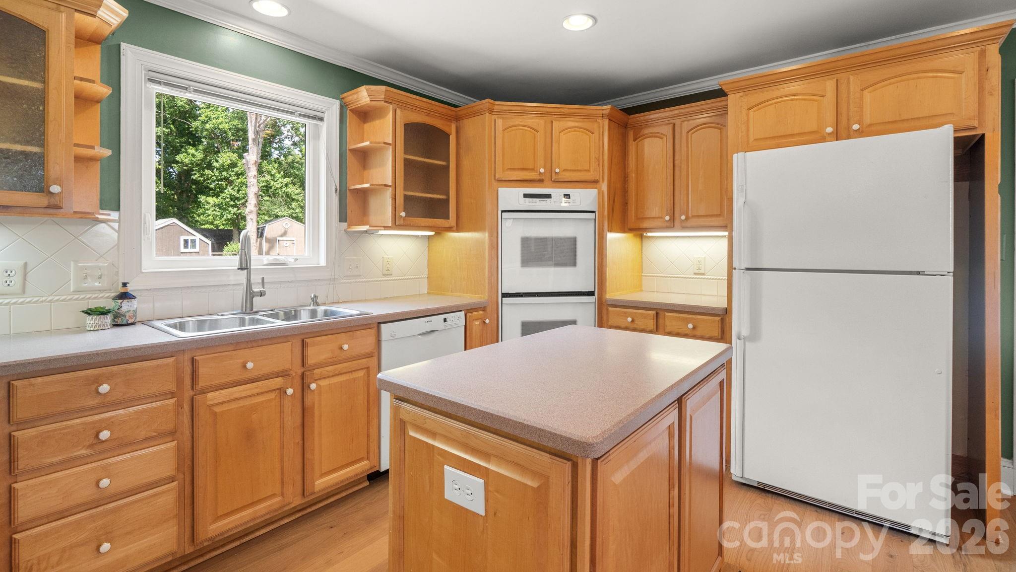 8809 Fairview Road — Mint Hill