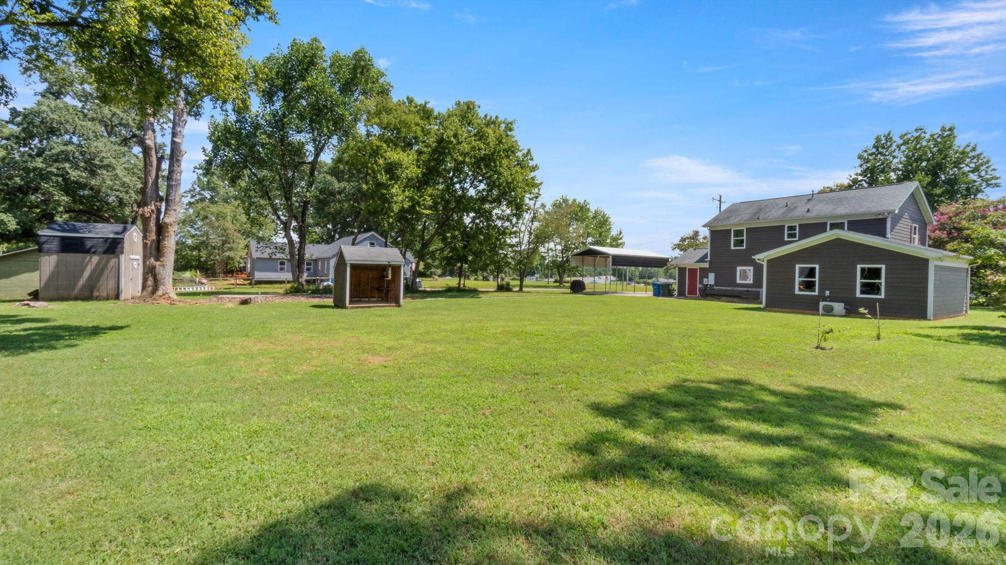 8809 Fairview Road — Mint Hill