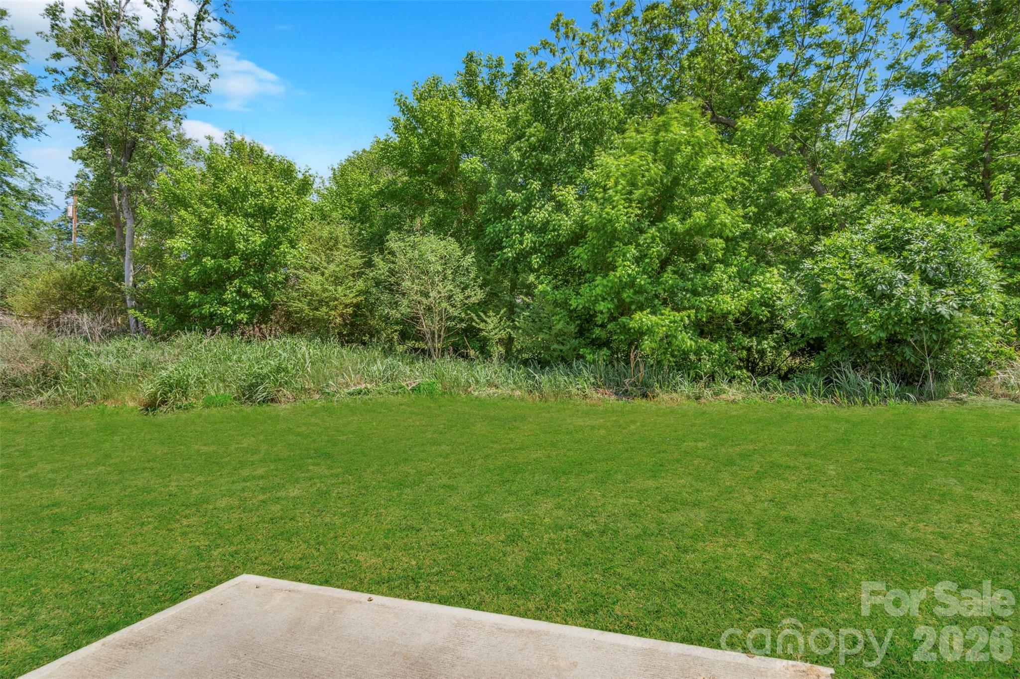 1210 Old Greenbriar Drive — Lancaster