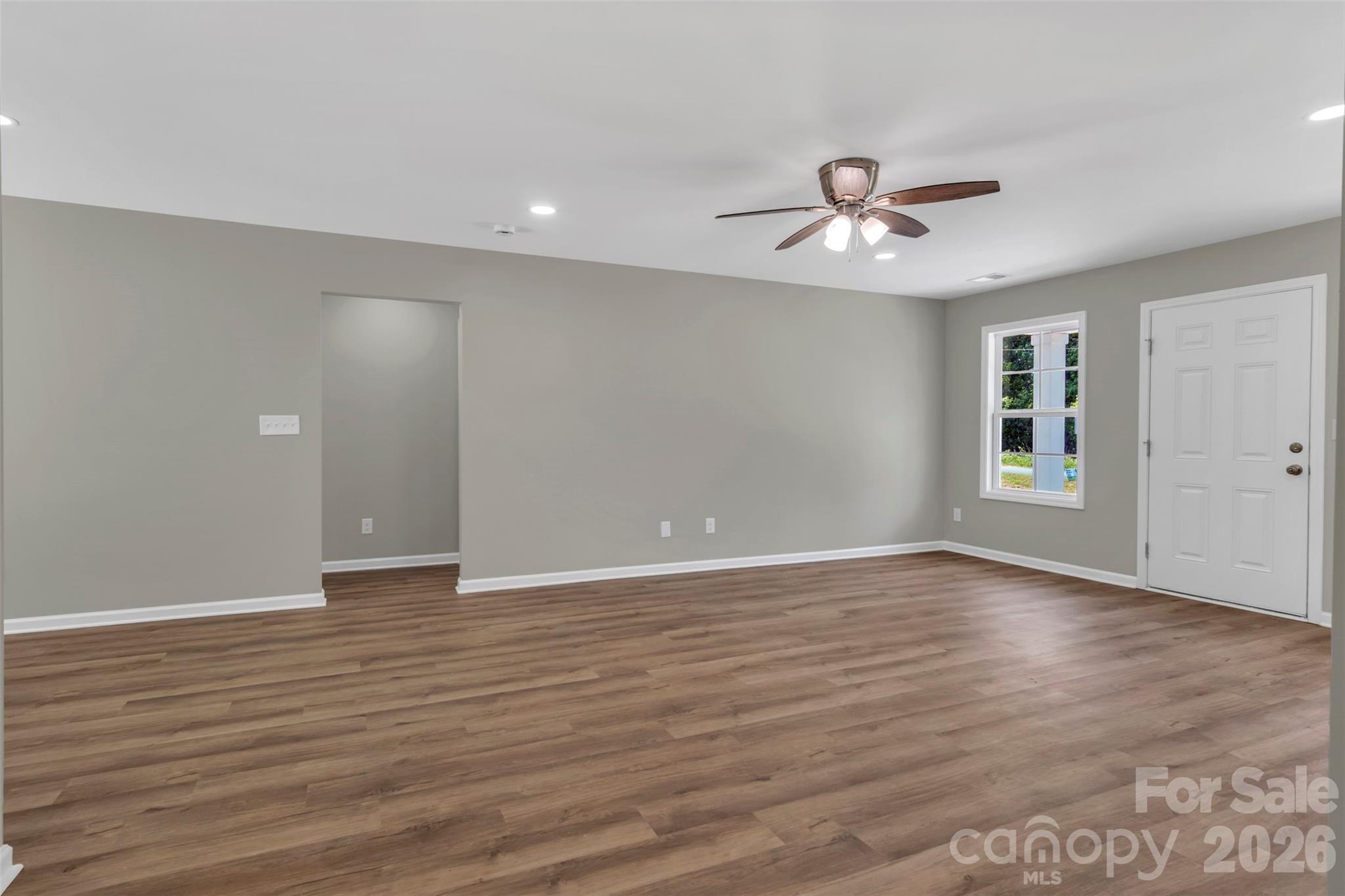 1210 Old Greenbriar Drive — Lancaster