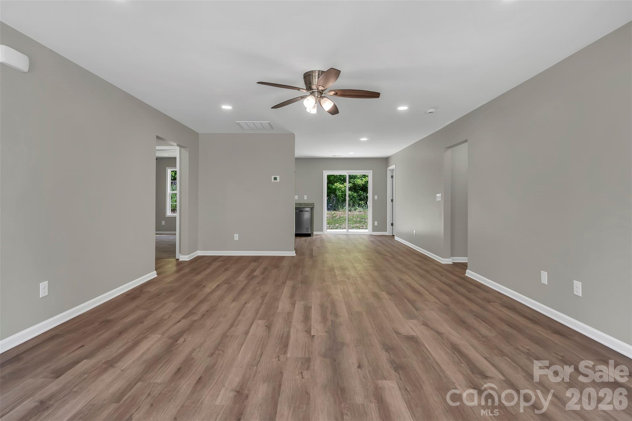 1210 Old Greenbriar Drive — Lancaster