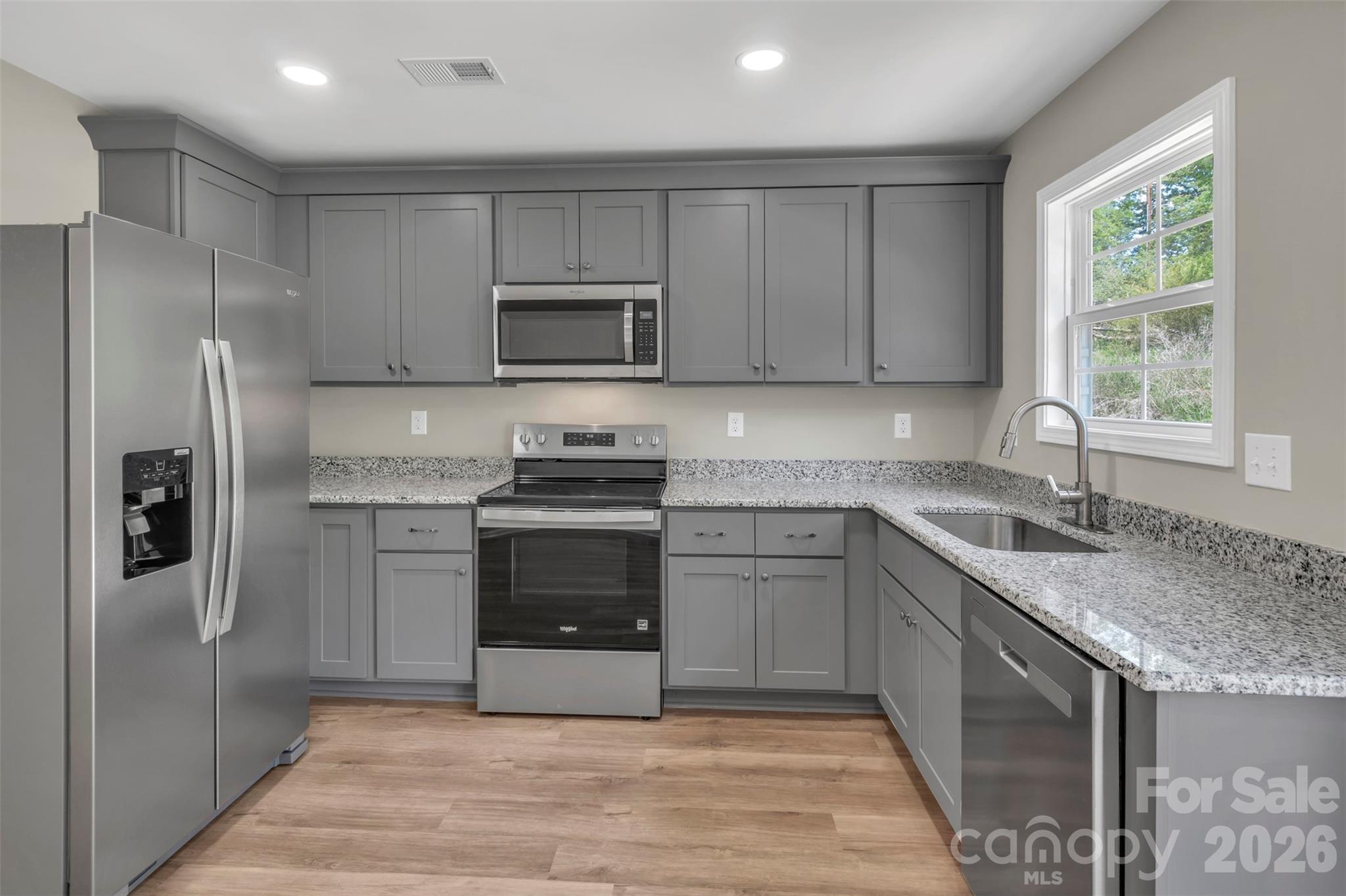1210 Old Greenbriar Drive — Lancaster