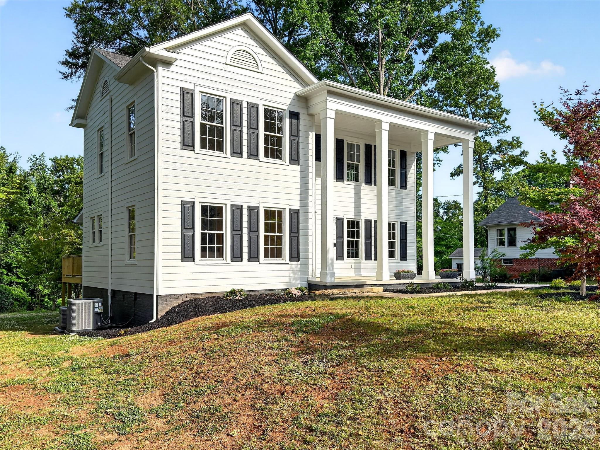 262 Pleasant Street — Spindale