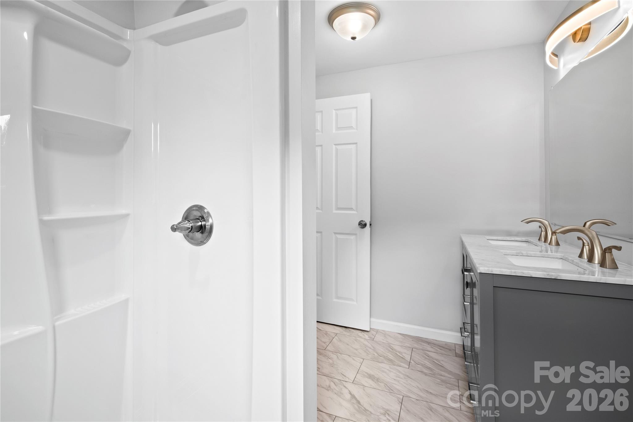 648 Scotts Creek Road — Statesville