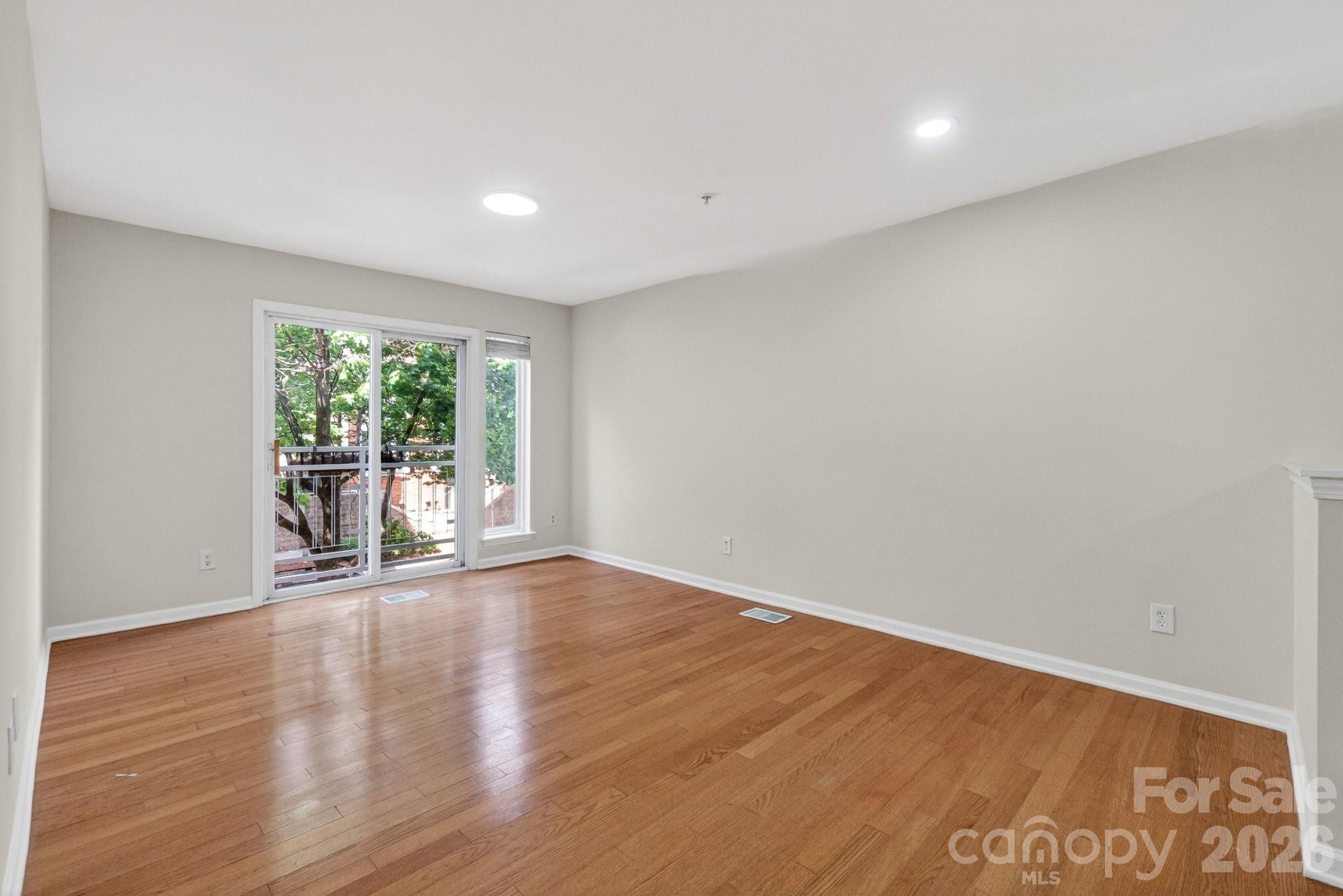 639 Raphael Place — Charlotte
