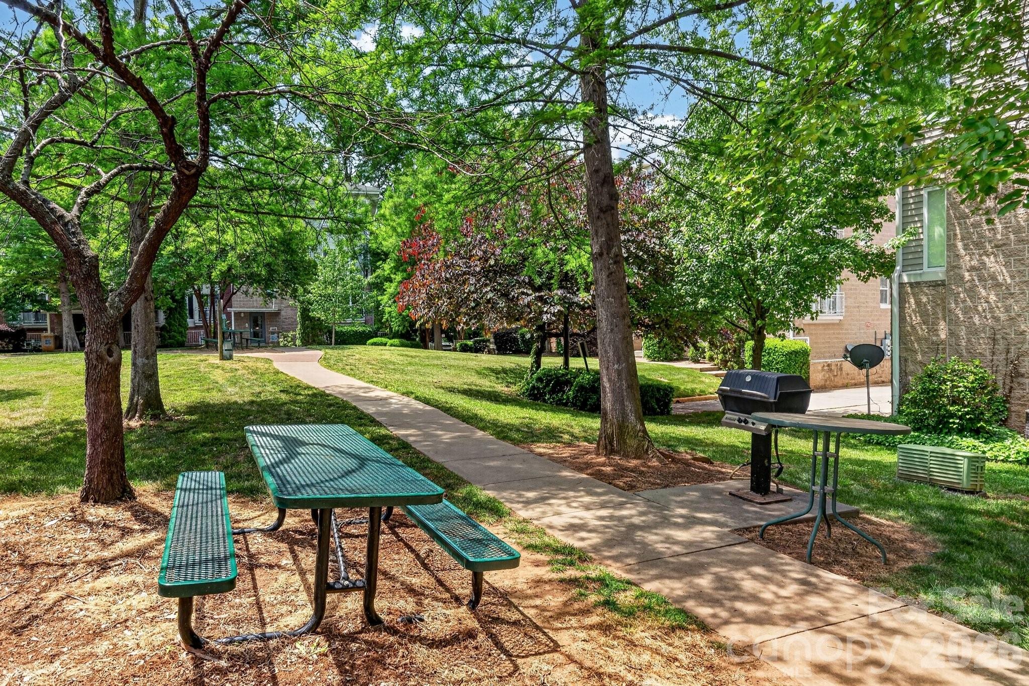 639 Raphael Place — Charlotte