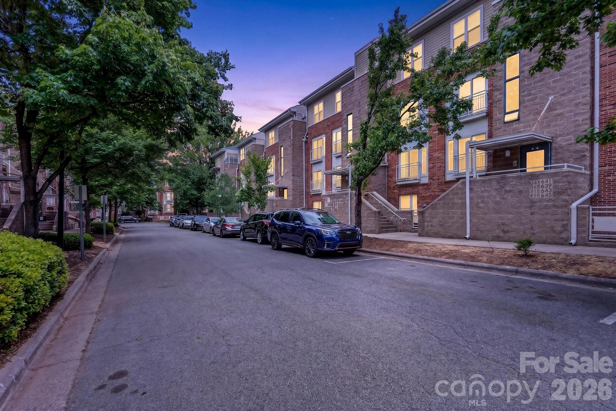 639 Raphael Place — Charlotte
