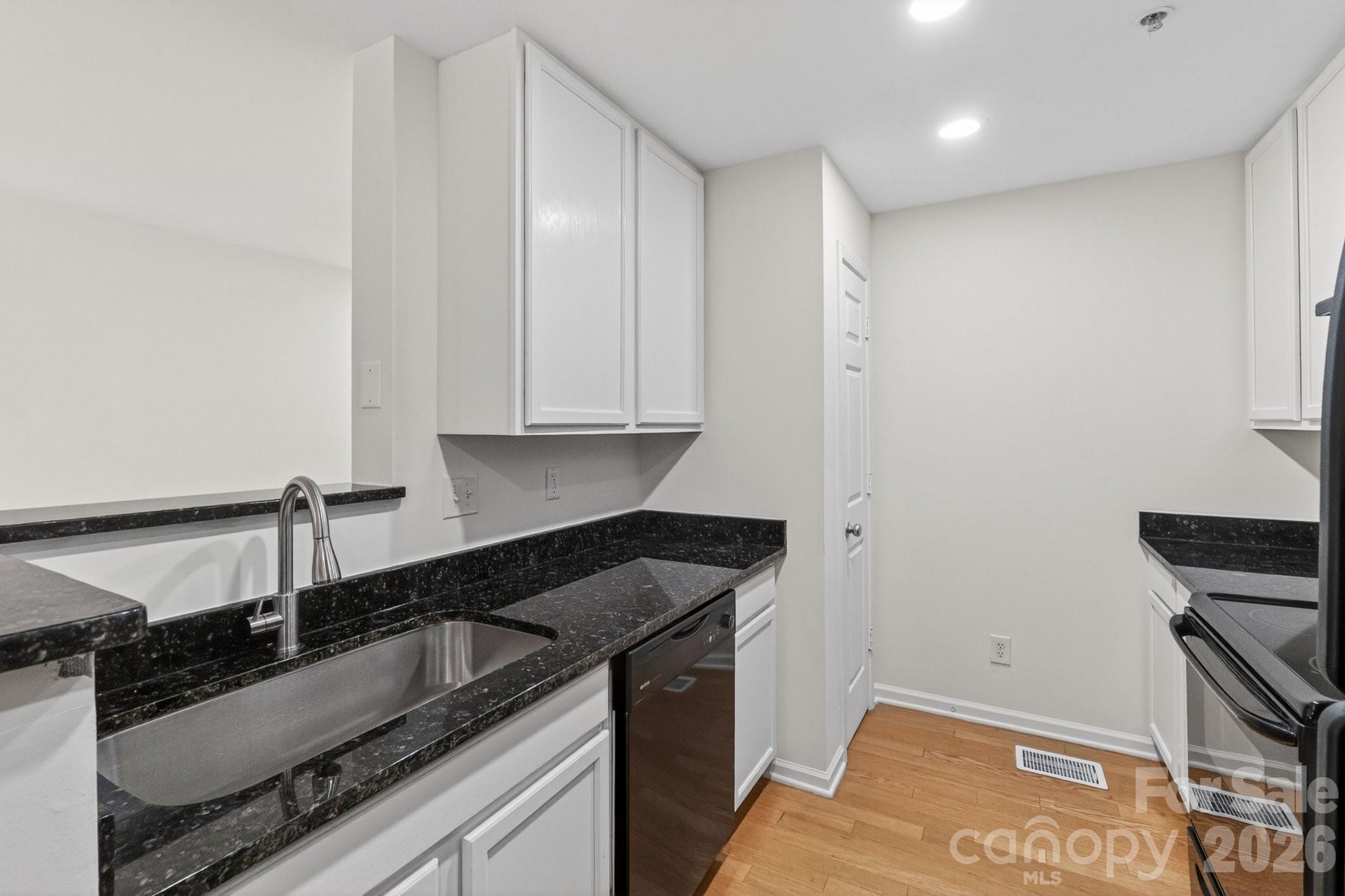 639 Raphael Place — Charlotte