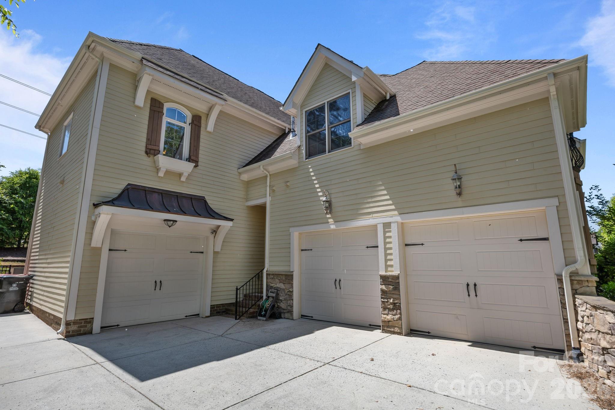 11938 Bradford Park Drive — Davidson