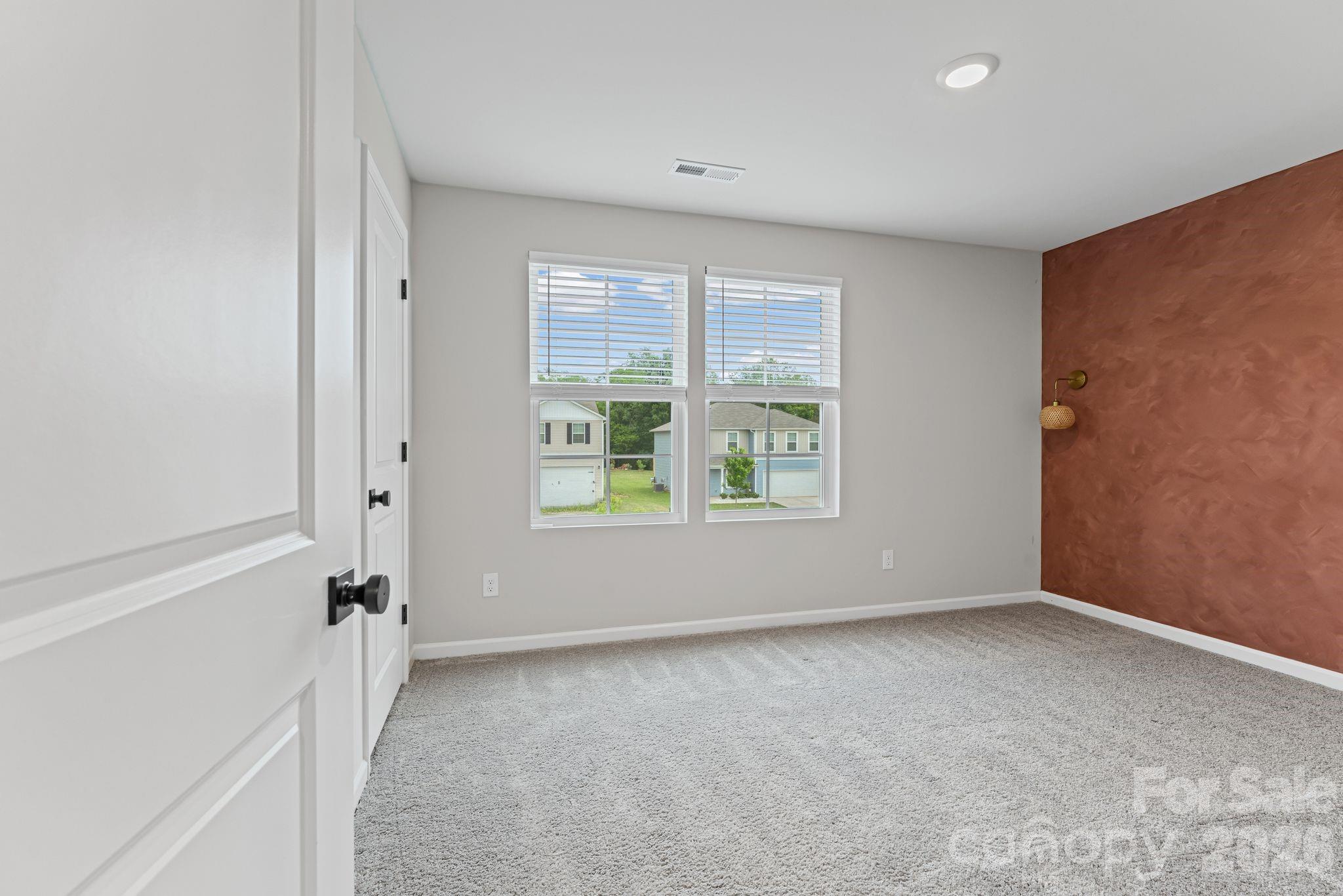 180 Charleston Meadow Loop — Mocksville