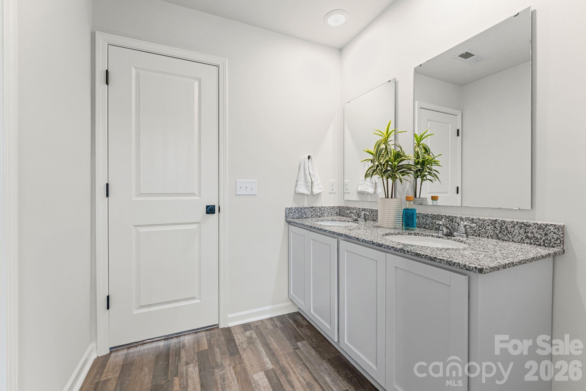 180 Charleston Meadow Loop — Mocksville
