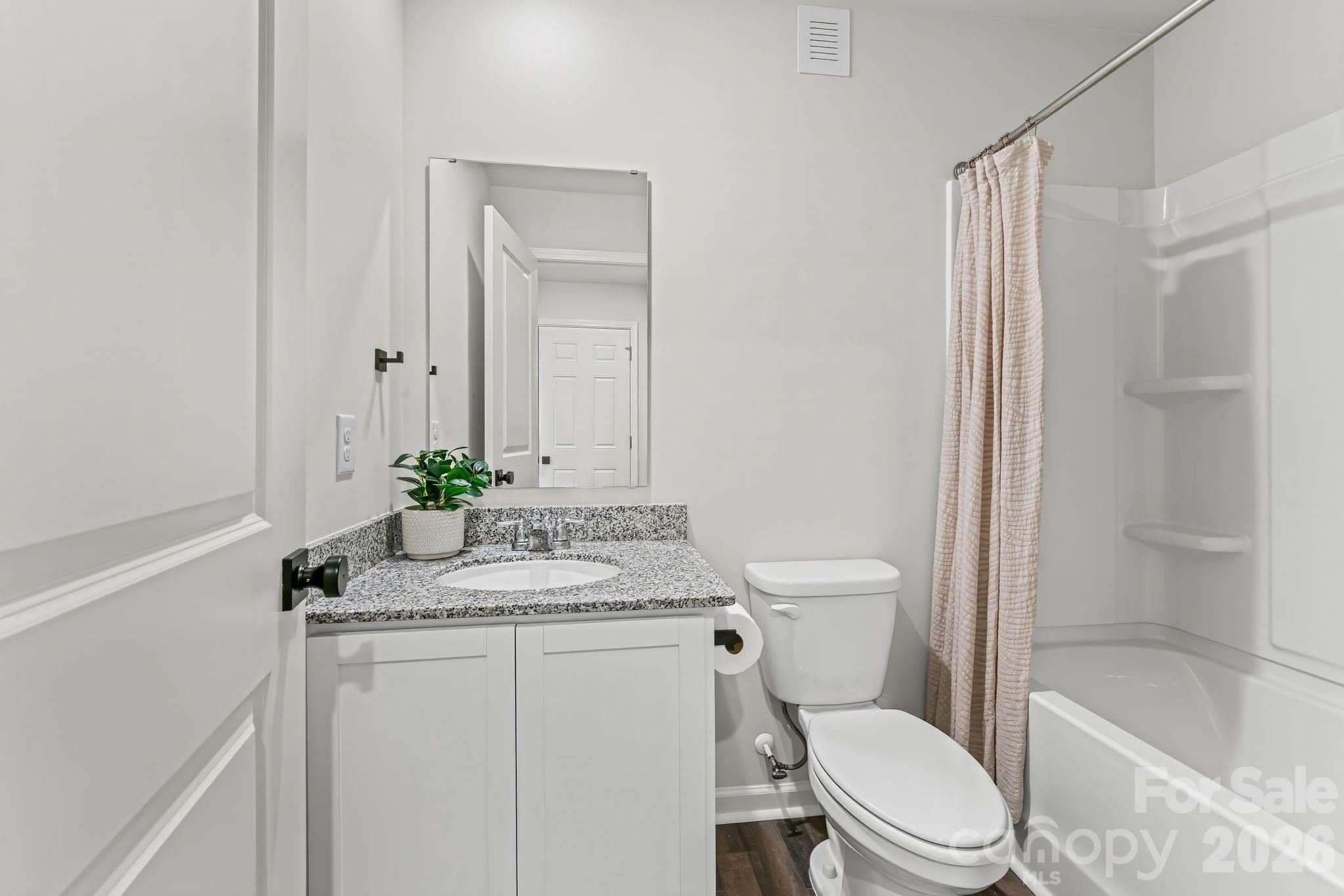 180 Charleston Meadow Loop — Mocksville