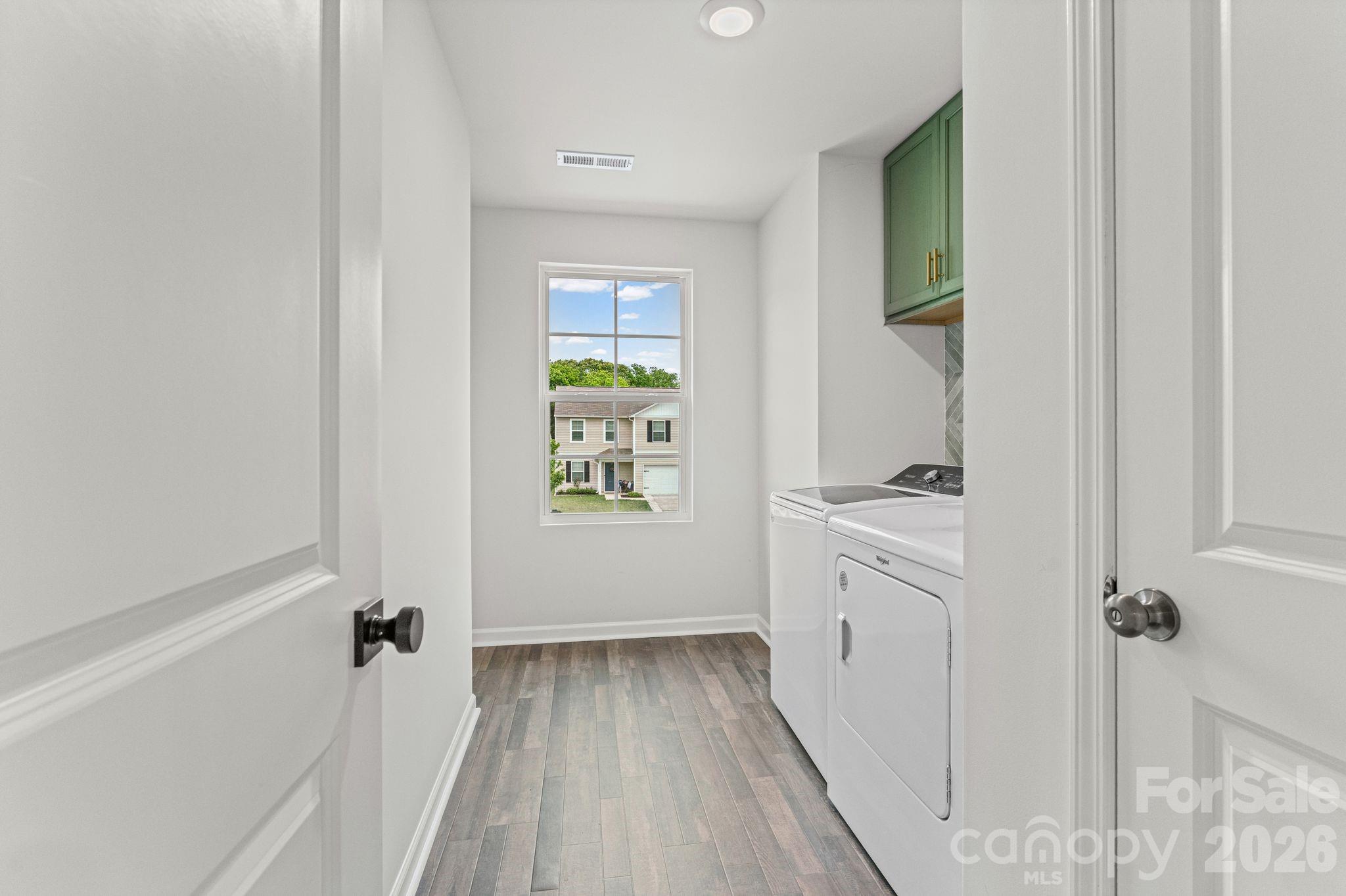 180 Charleston Meadow Loop — Mocksville
