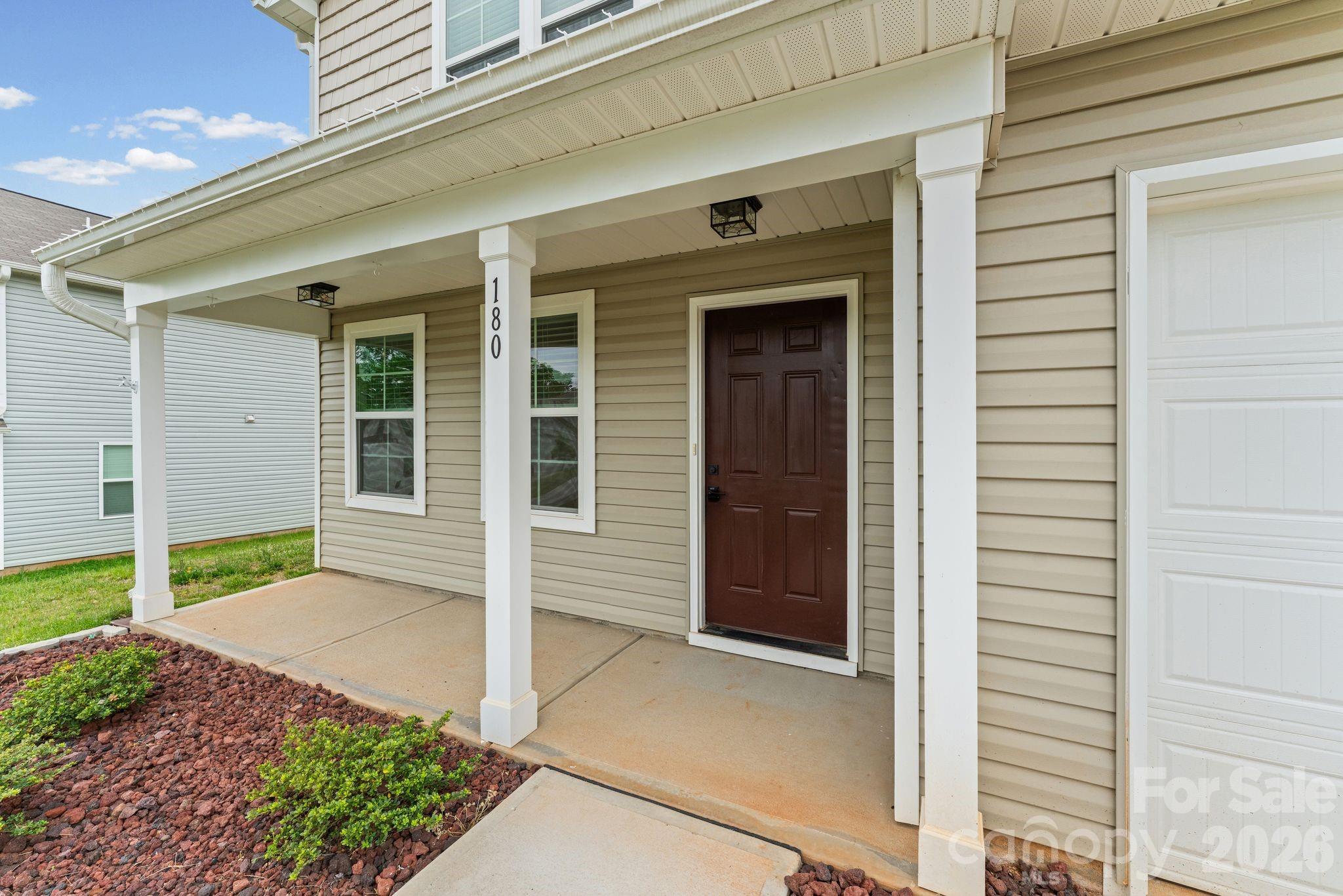 180 Charleston Meadow Loop — Mocksville