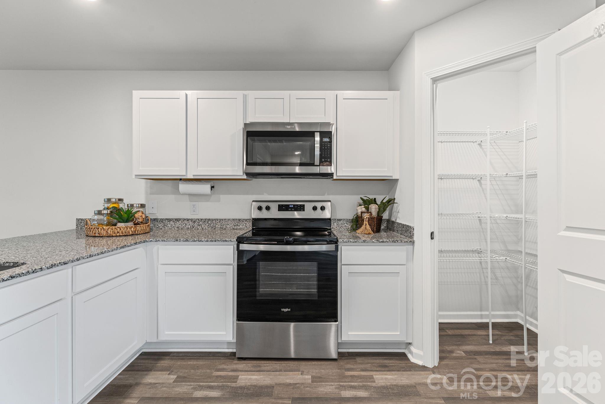 180 Charleston Meadow Loop — Mocksville