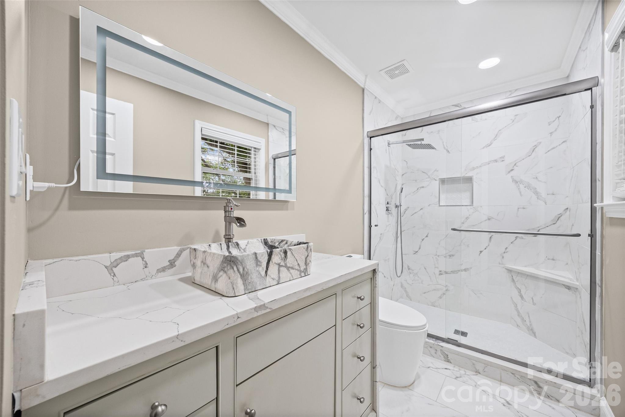 327 E Morrow Avenue — Monroe