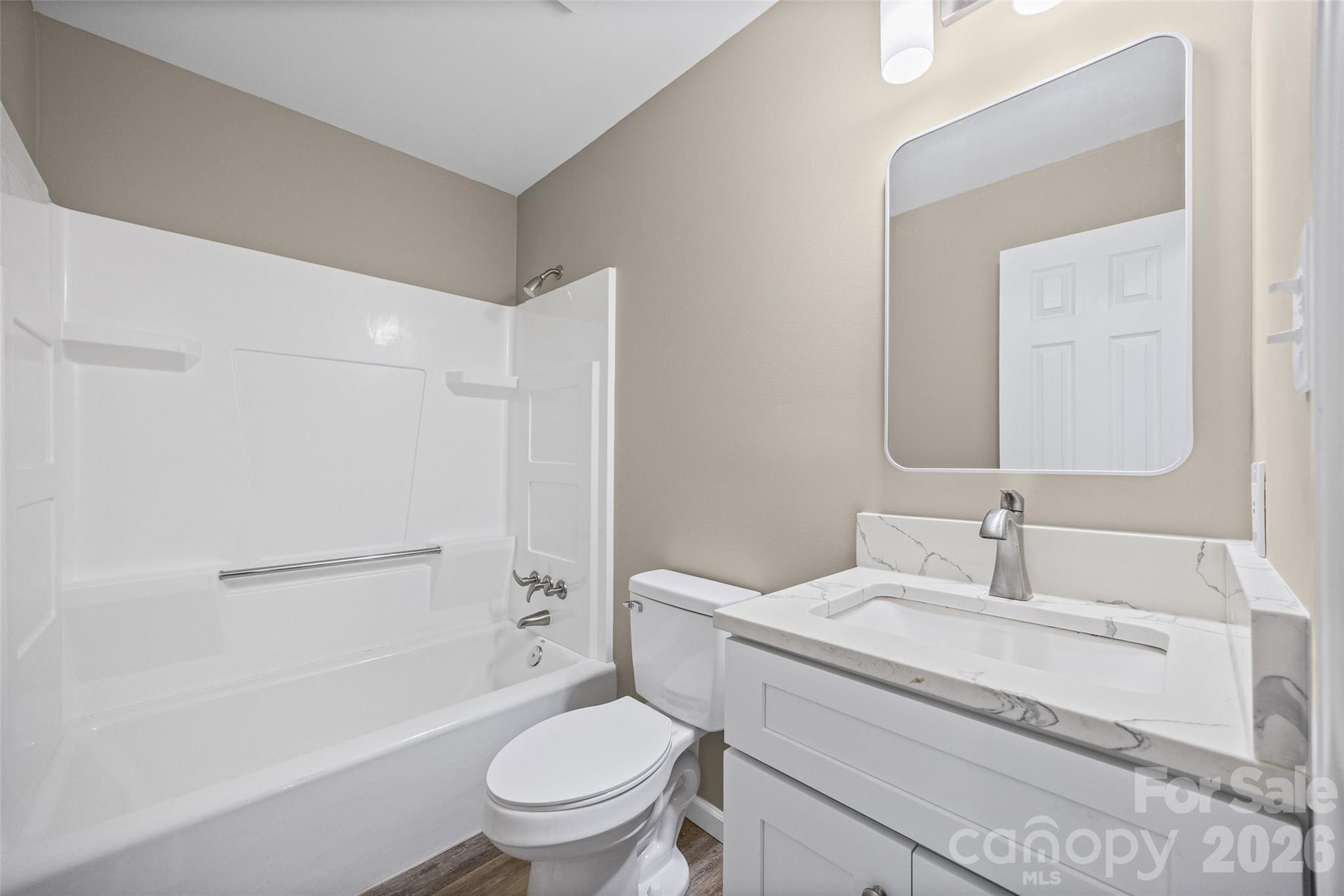 327 E Morrow Avenue — Monroe