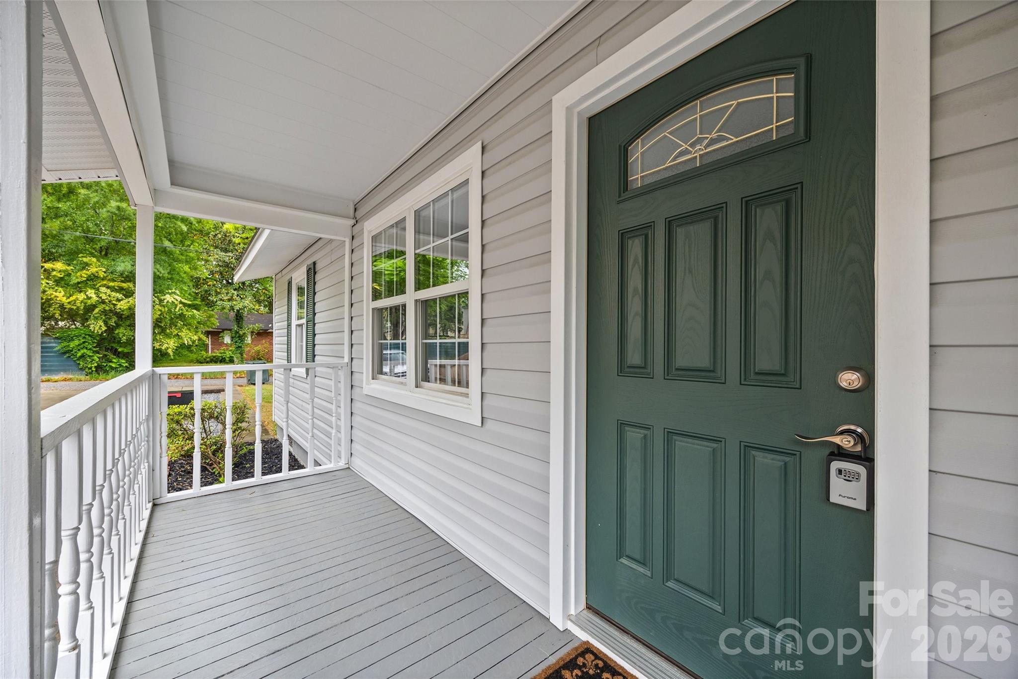 327 E Morrow Avenue — Monroe