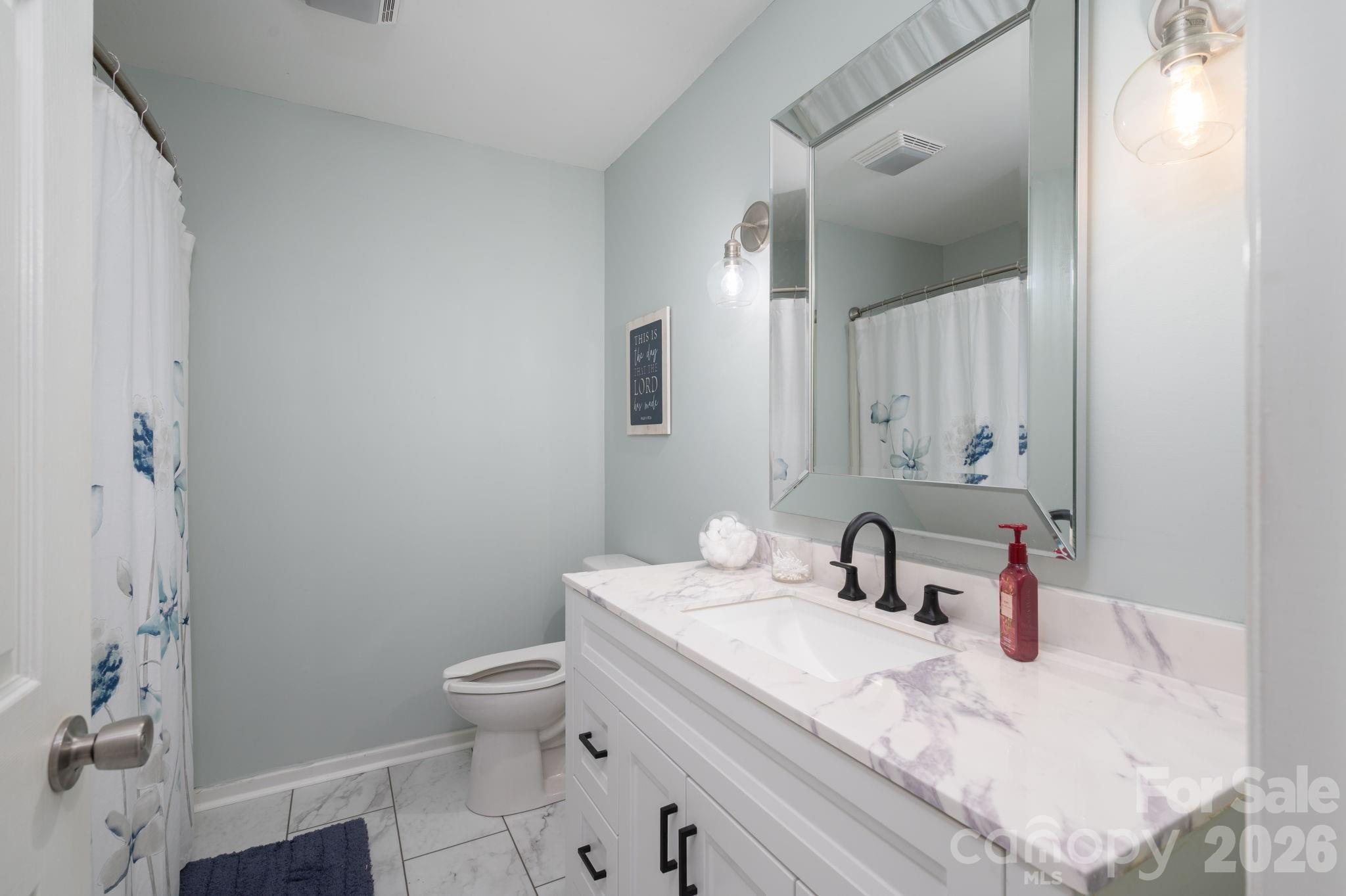 136 Persimmon Creek Road — Kings Mountain