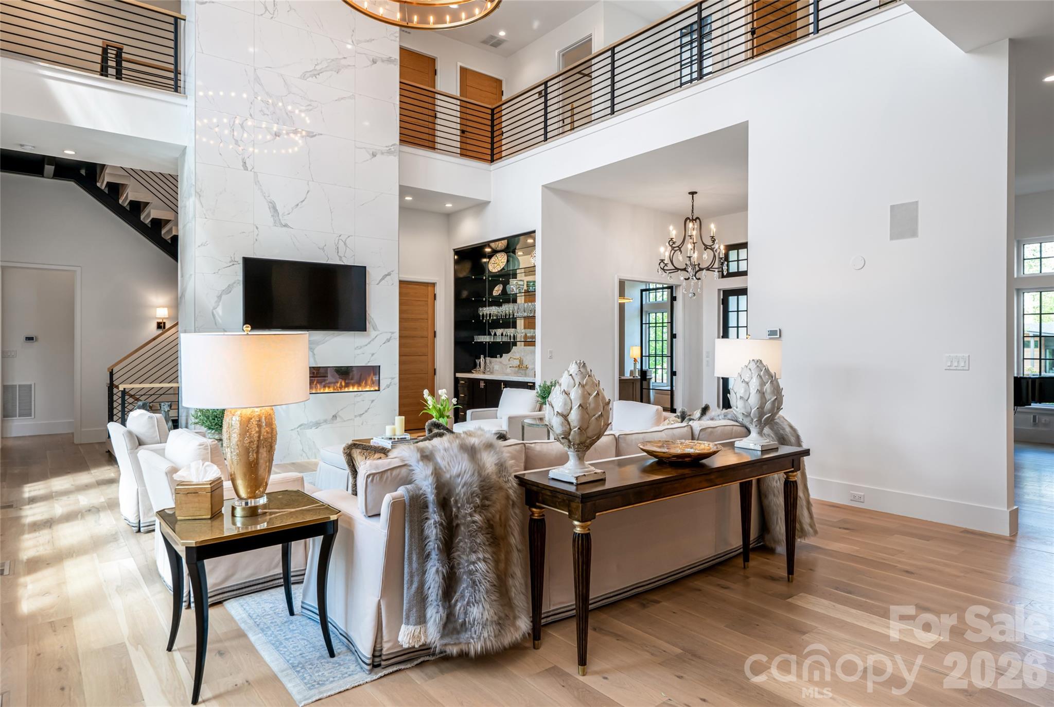 6 Stansbury Drive — Asheville