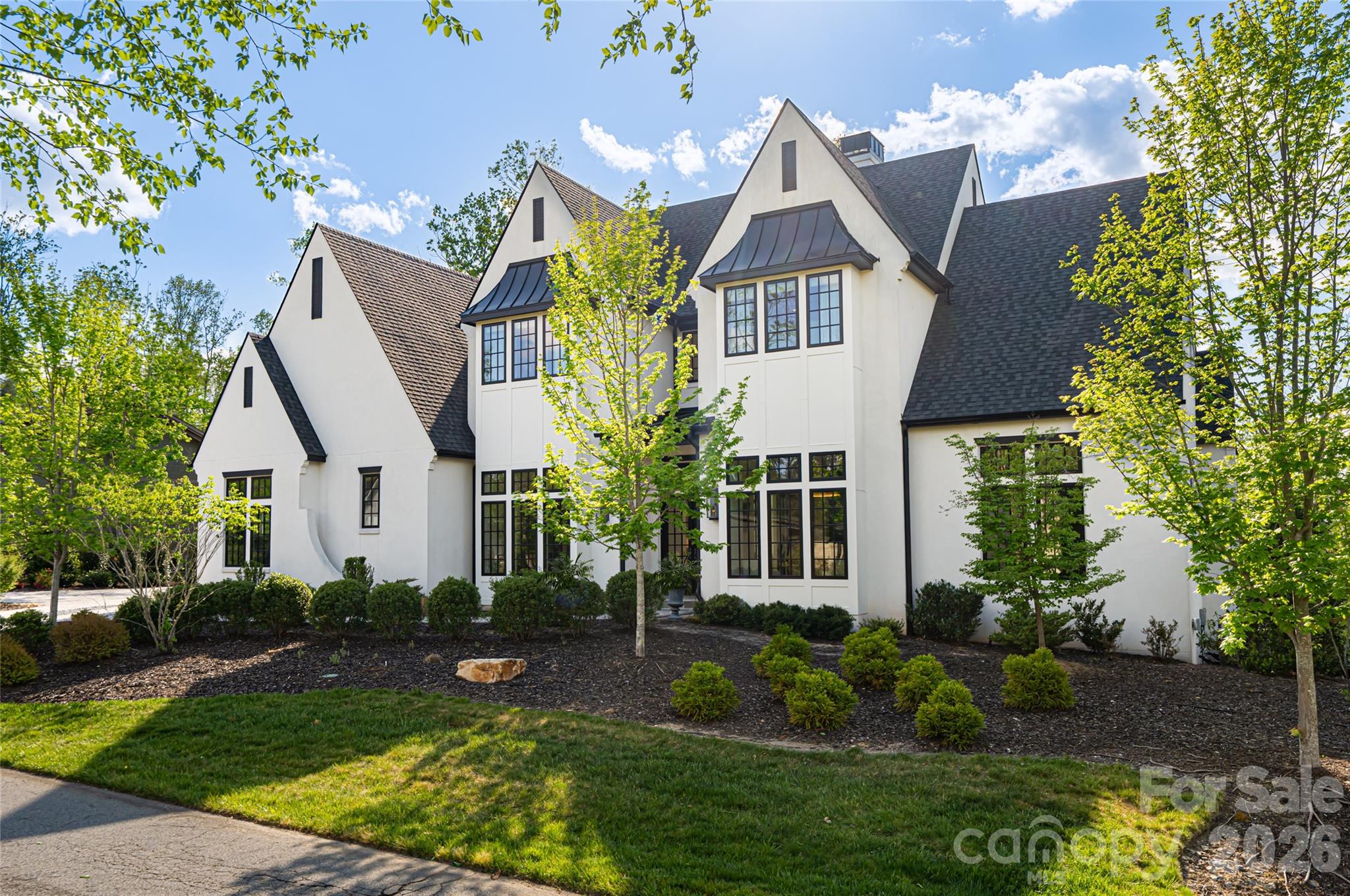 6 Stansbury Drive — Asheville