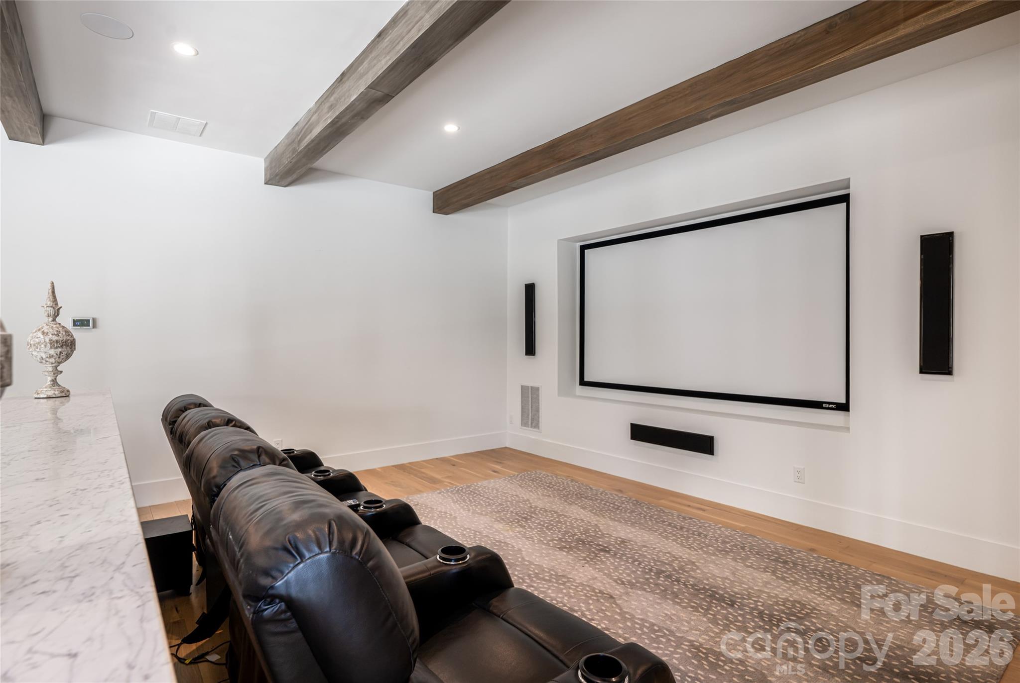 6 Stansbury Drive — Asheville