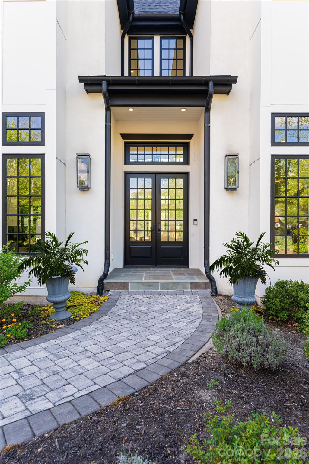 6 Stansbury Drive — Asheville